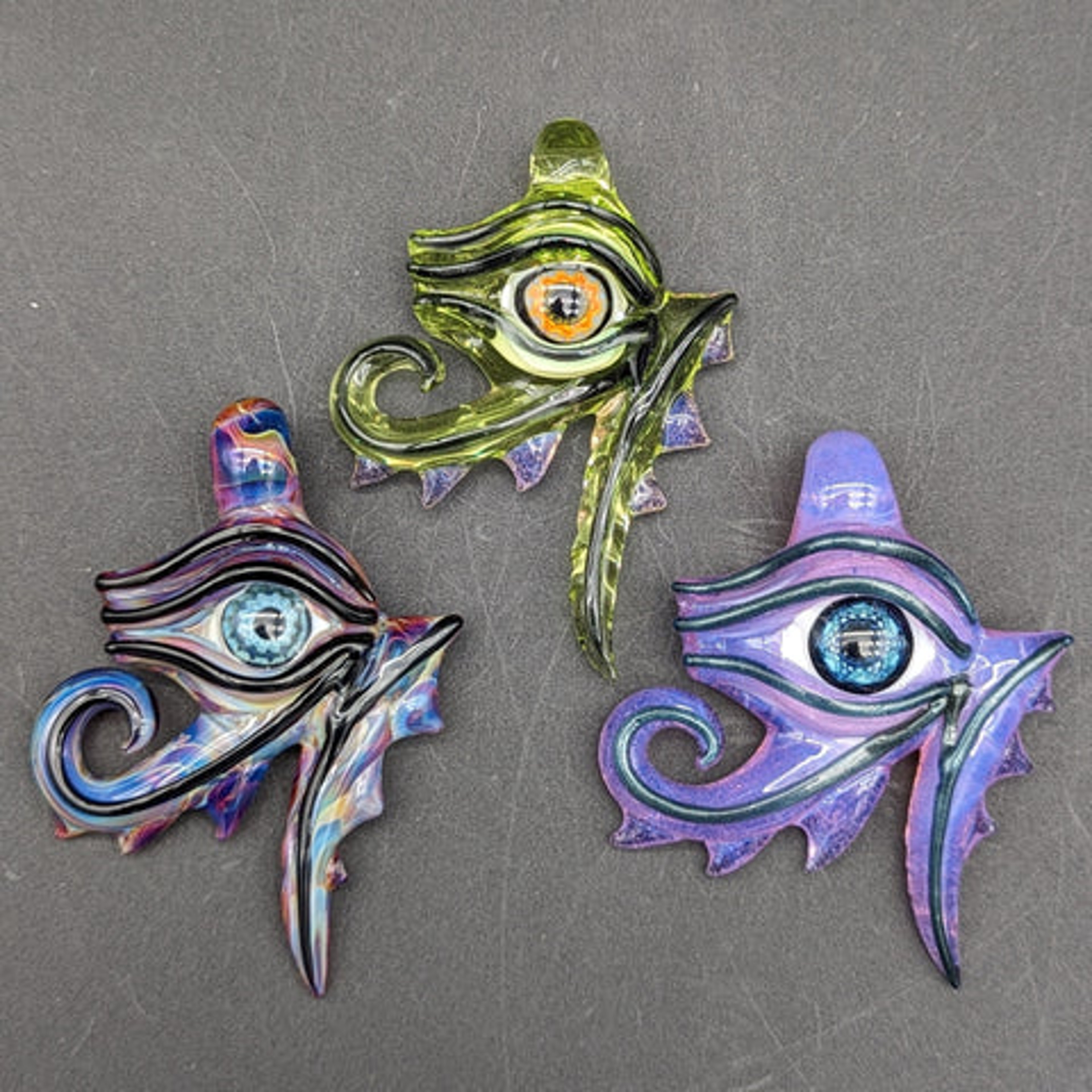 Preview pic of Mako Glass Eye of Ra Pendant