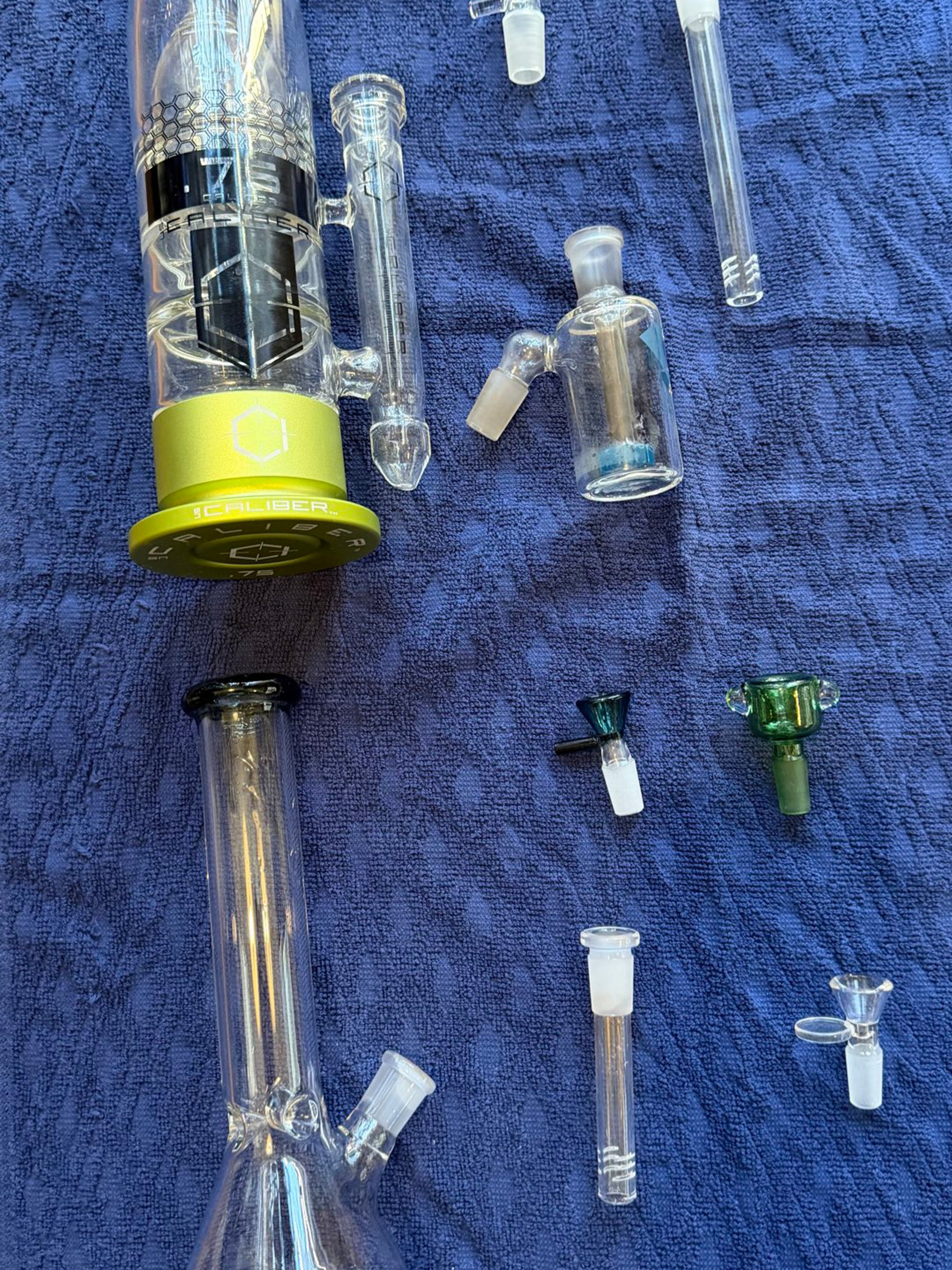 Preview pic of Small Glass lot