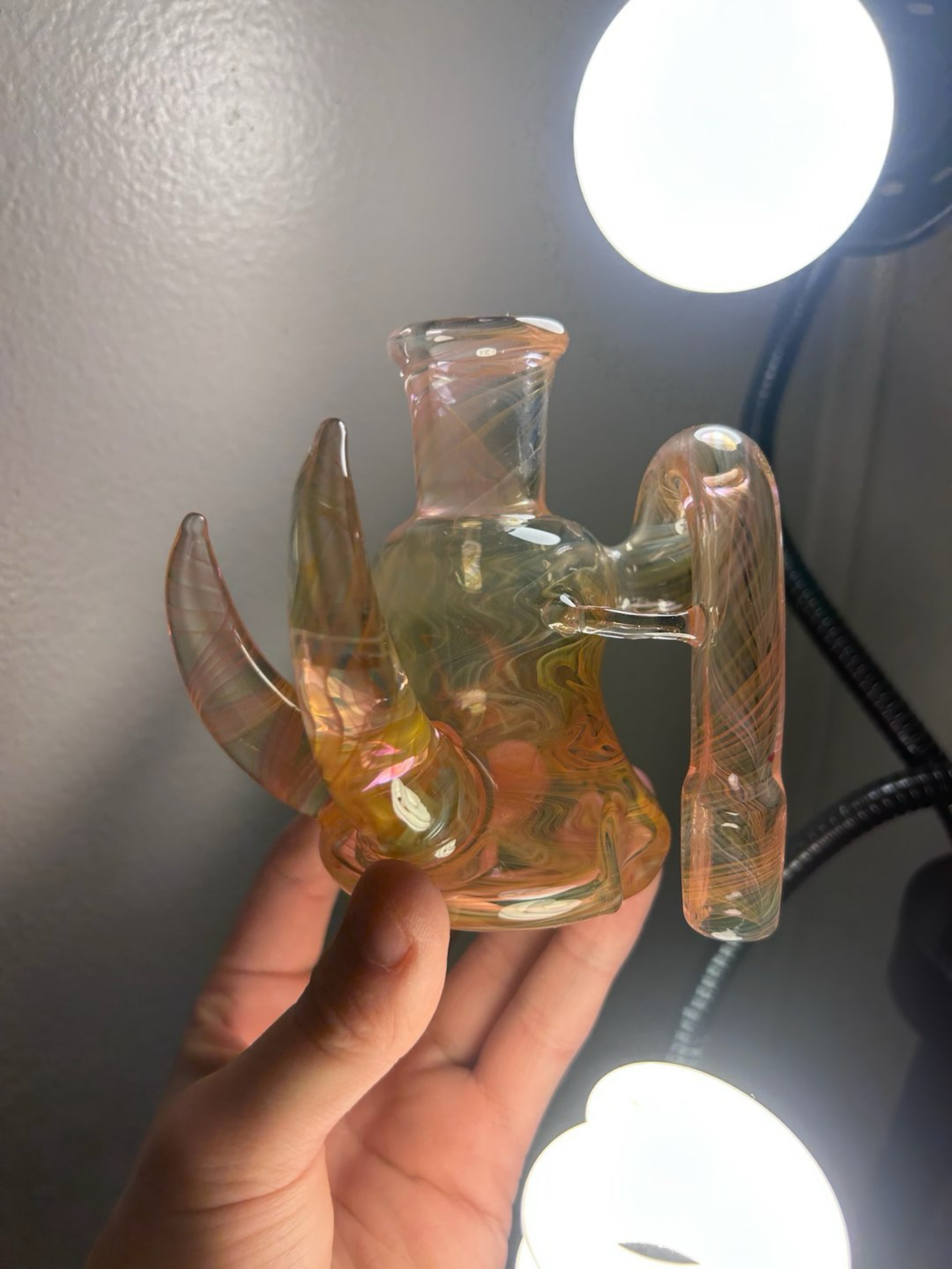 Preview pic of FW emms glass multi horn fumed dry ash catcher