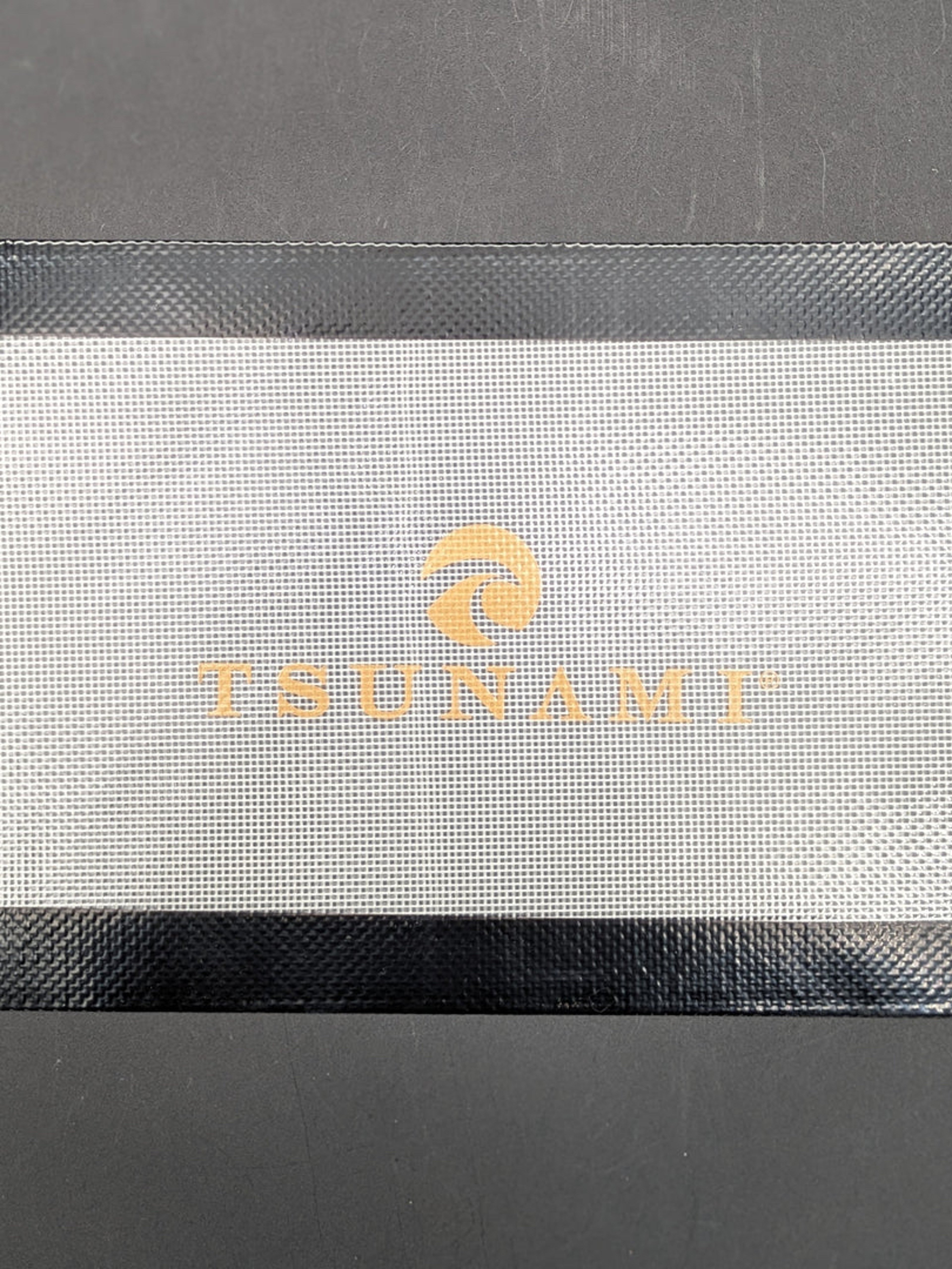 Preview pic of TSUNAMI SILICONE CONCENTRATE DAB MAT