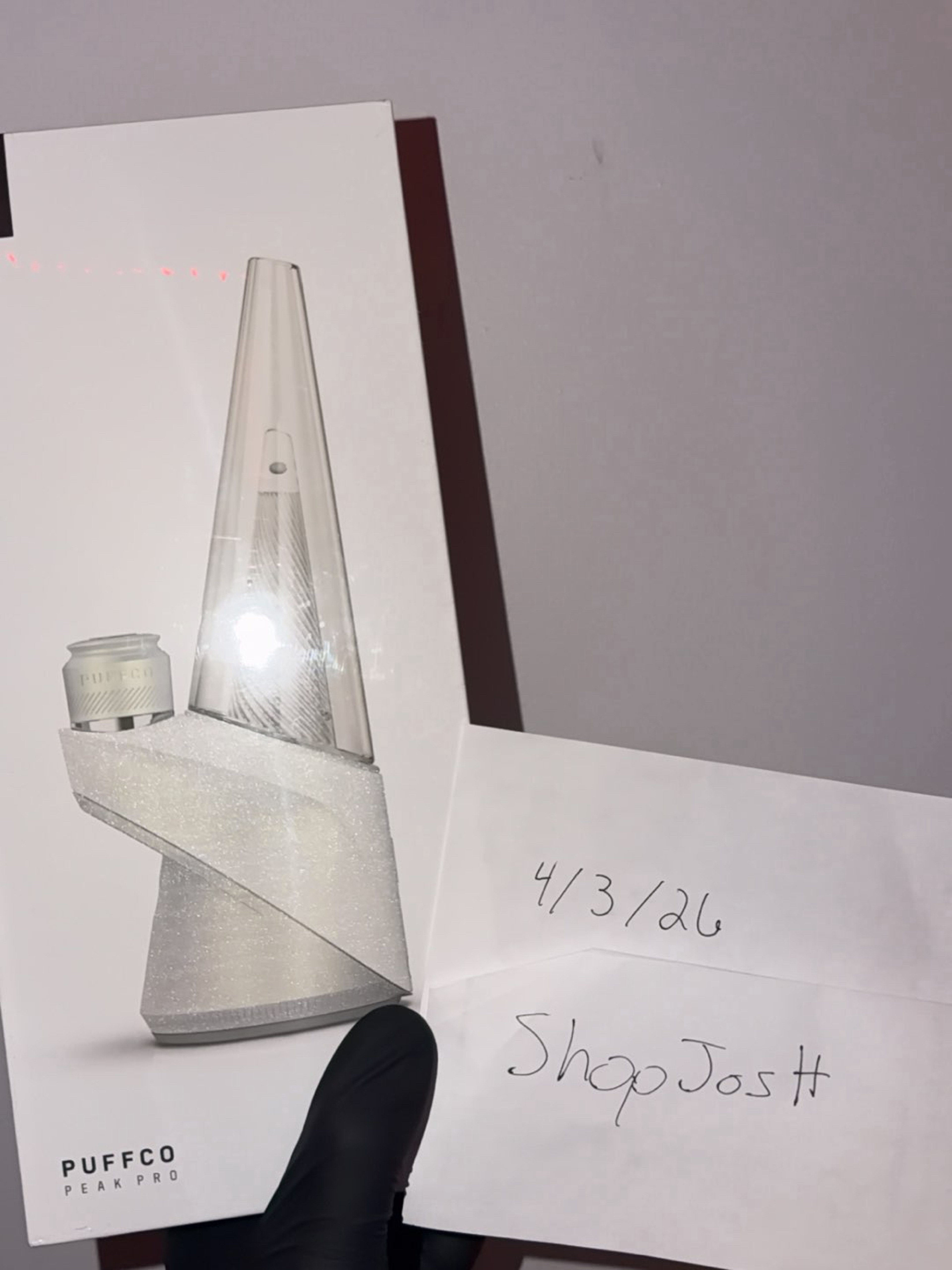 Preview pic of Sealed Puffco Peak Pro Opal