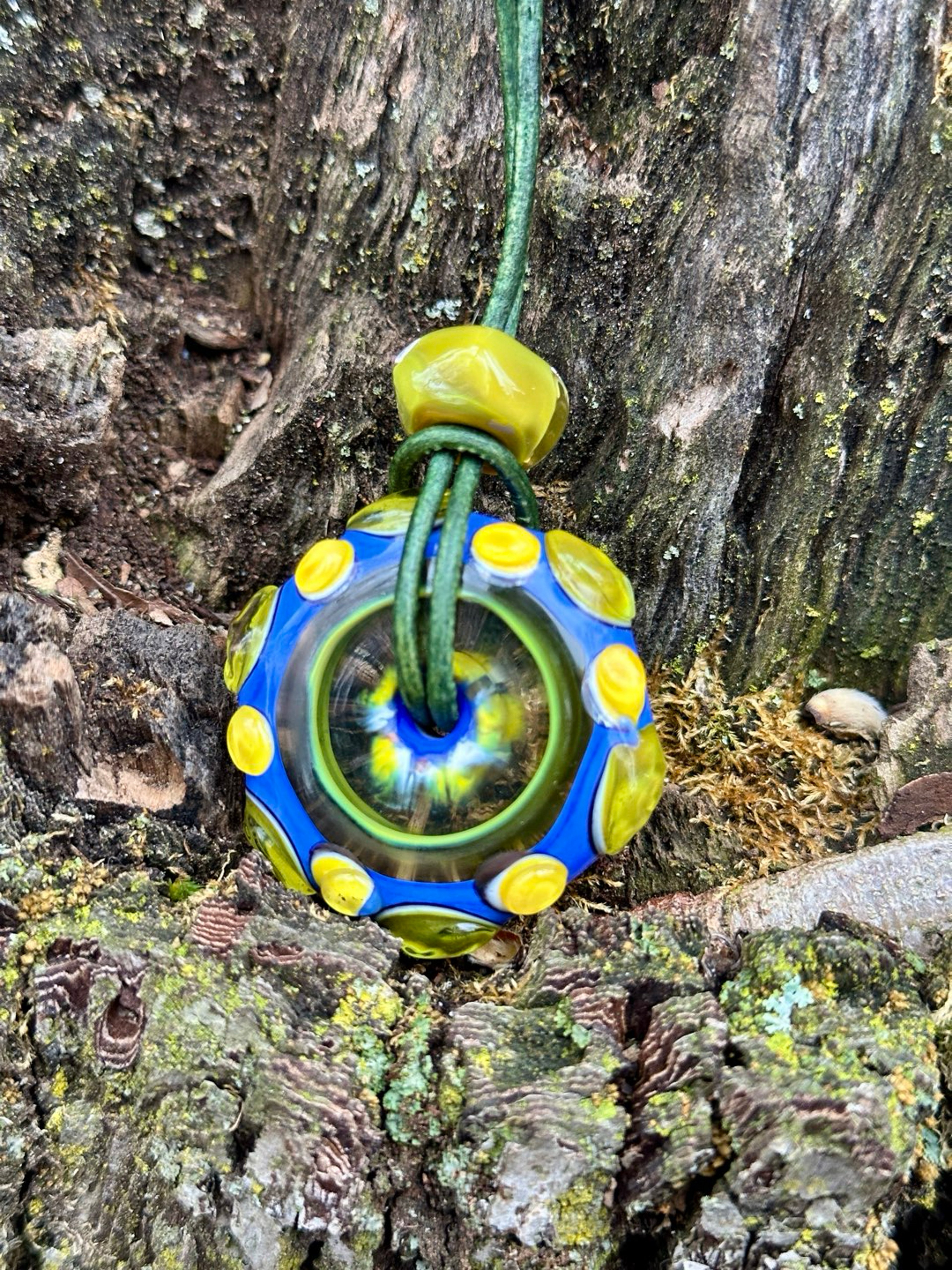 Preview pic of catwizard_glass amulet pendant