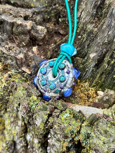 Preview pic of catwizard_glass amulet pendant
