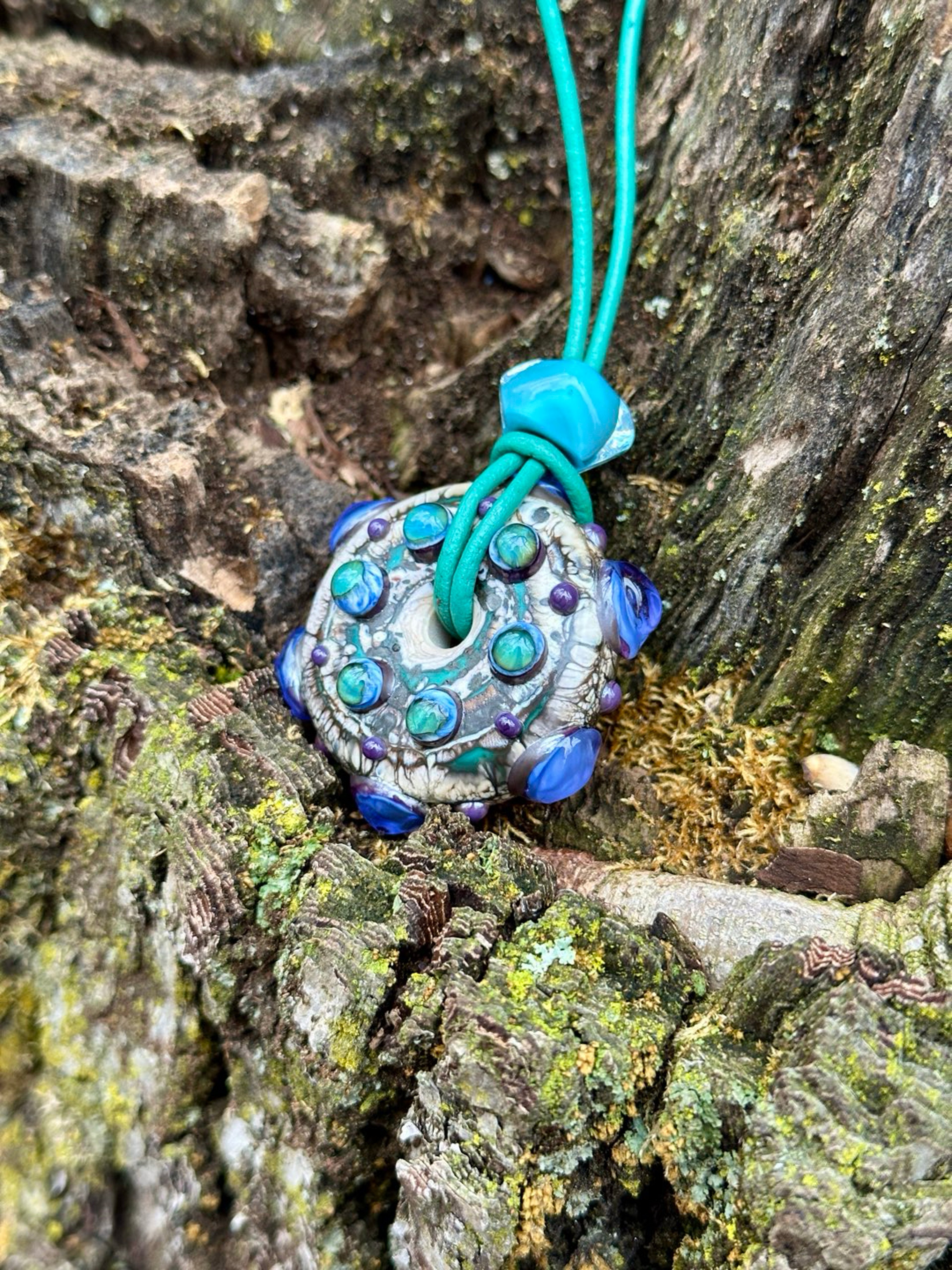 Preview pic of catwizard_glass amulet pendant