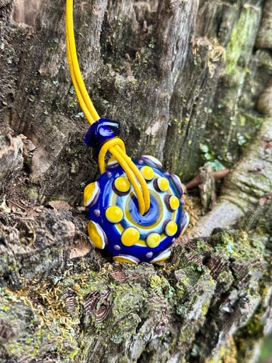Preview pic of catwizard_glass amulet pendant
