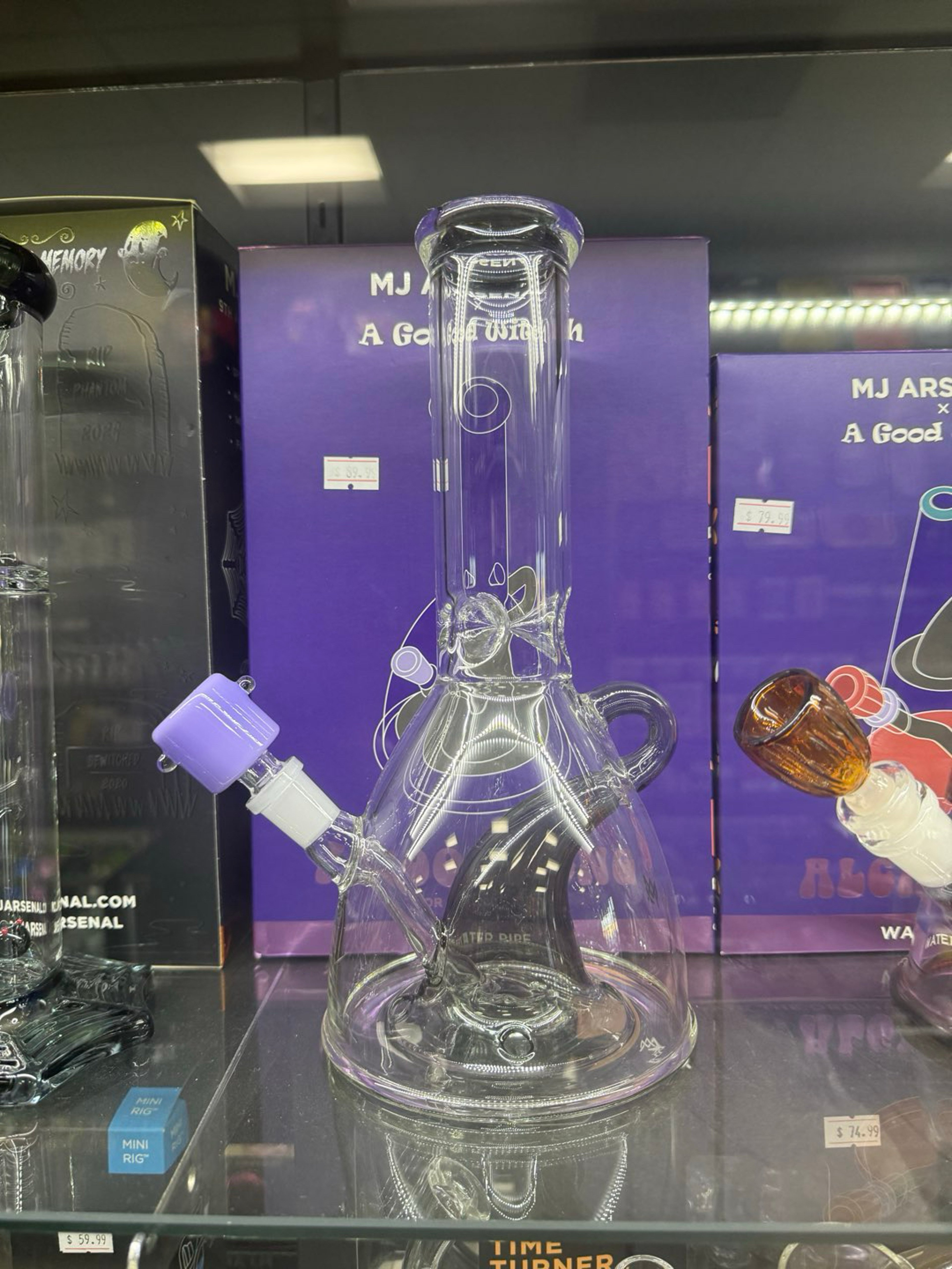 Preview pic of Mj Arsenal A good witch recycler bong