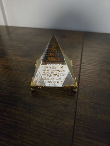 Preview pic of Glass Pyramid