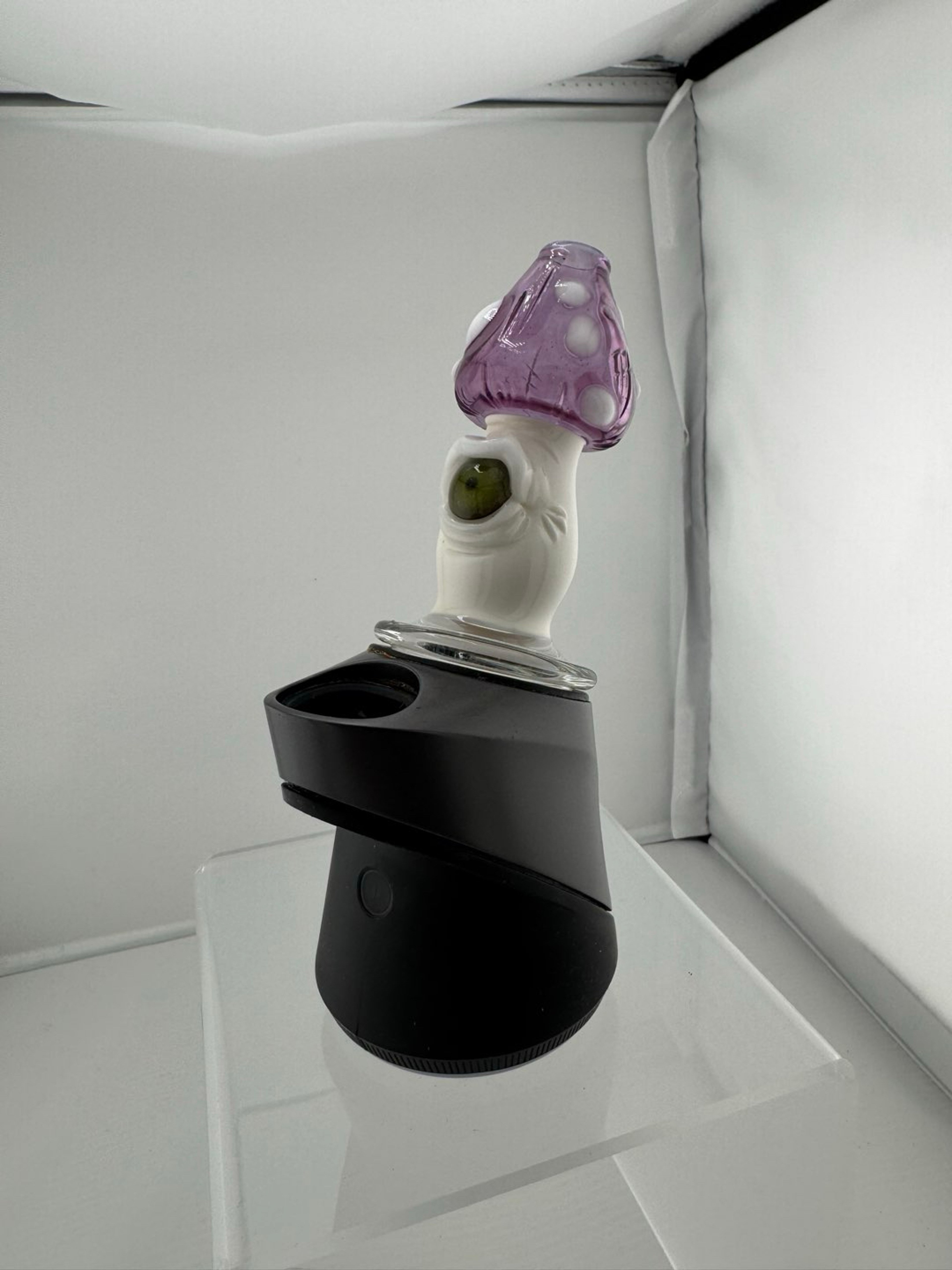 Preview pic of Space Glass Puffco Peak Dry Top mushroom