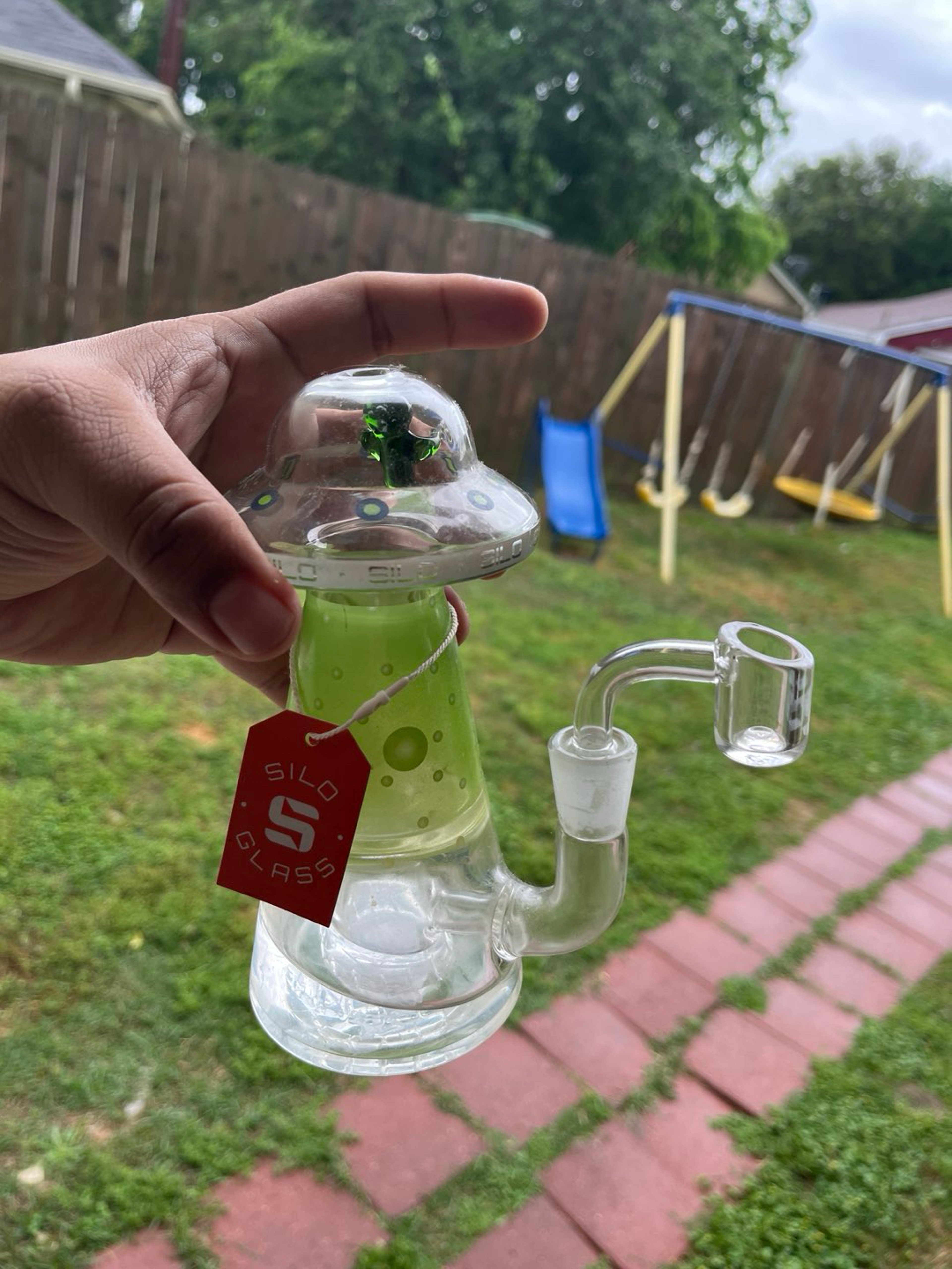 Alien Bong image 0