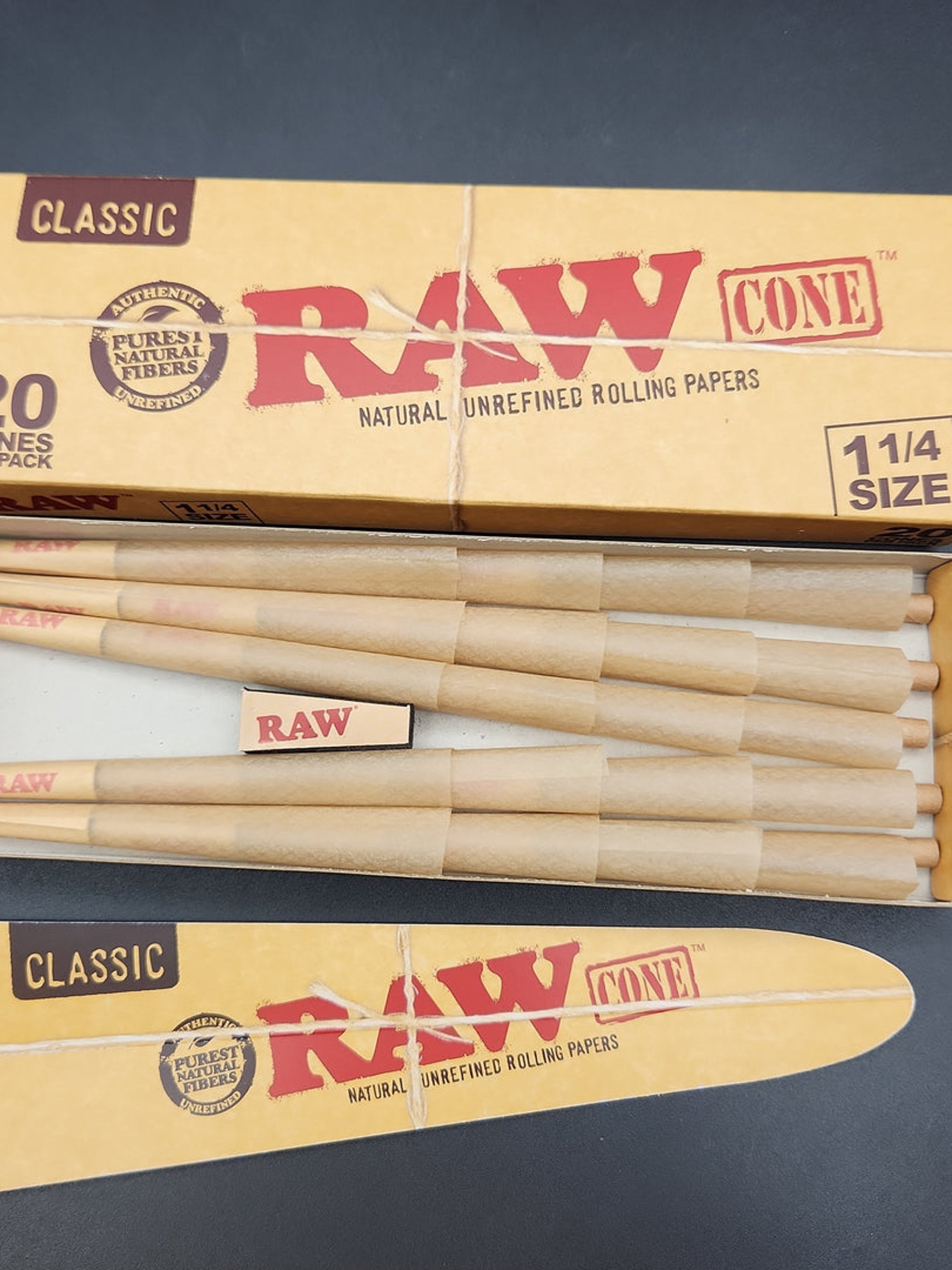 RAW CLASSIC CONE 1 1/4 | 20PK image 0
