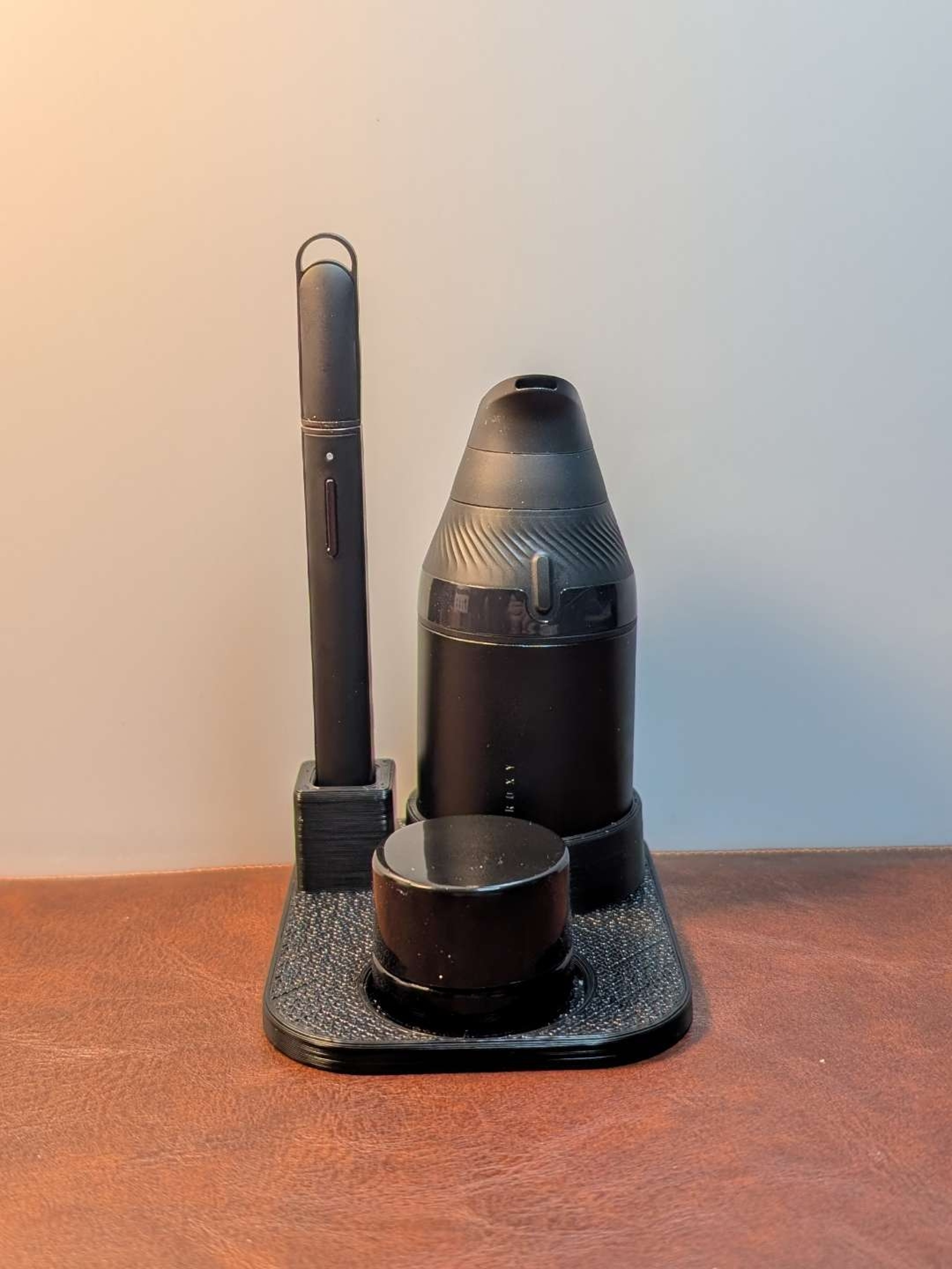 Preview pic of Puffco Proxy Core Desktop Dock