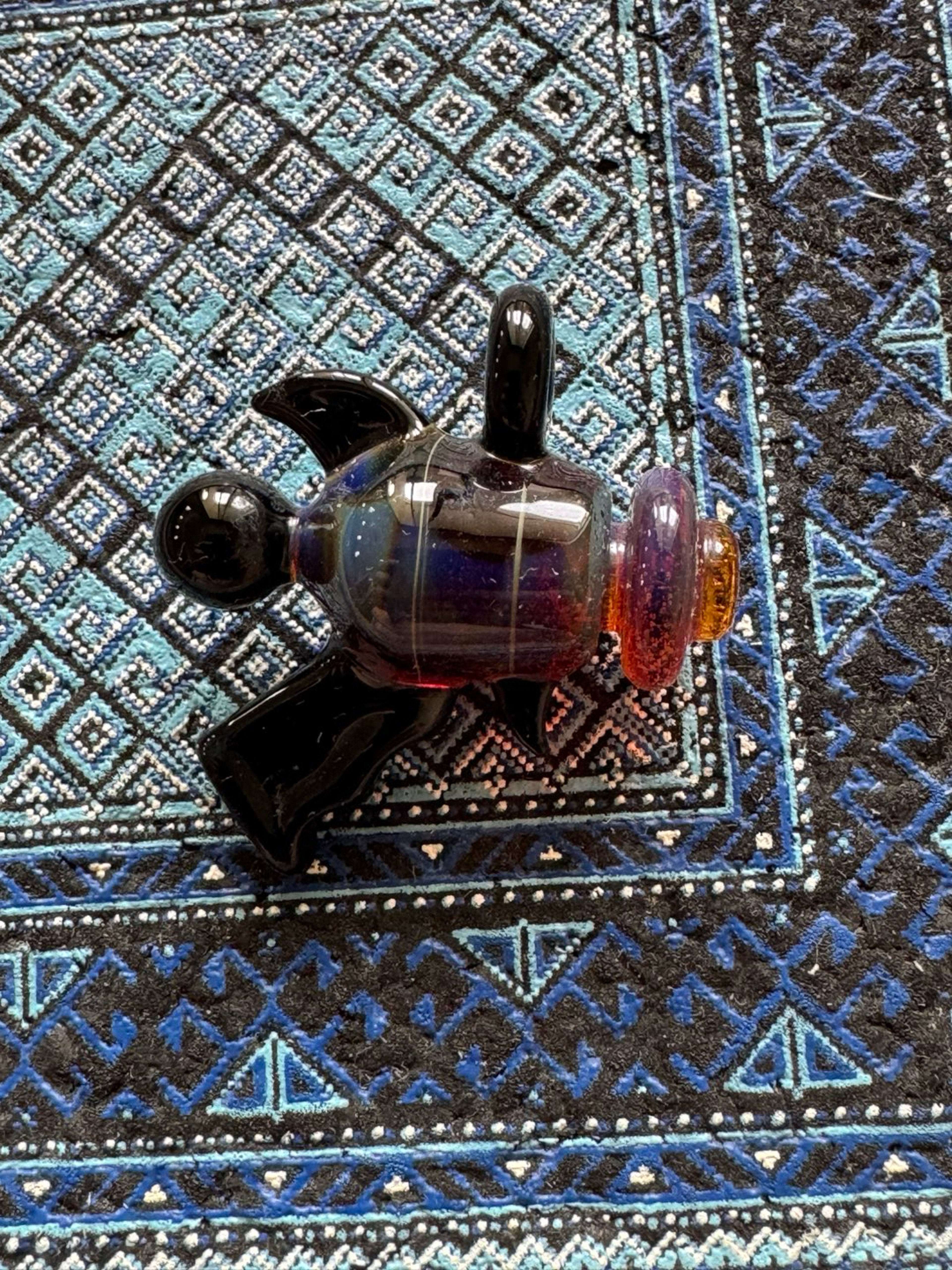 Preview pic of Laser Ray Space Gun Multicolor Pendent