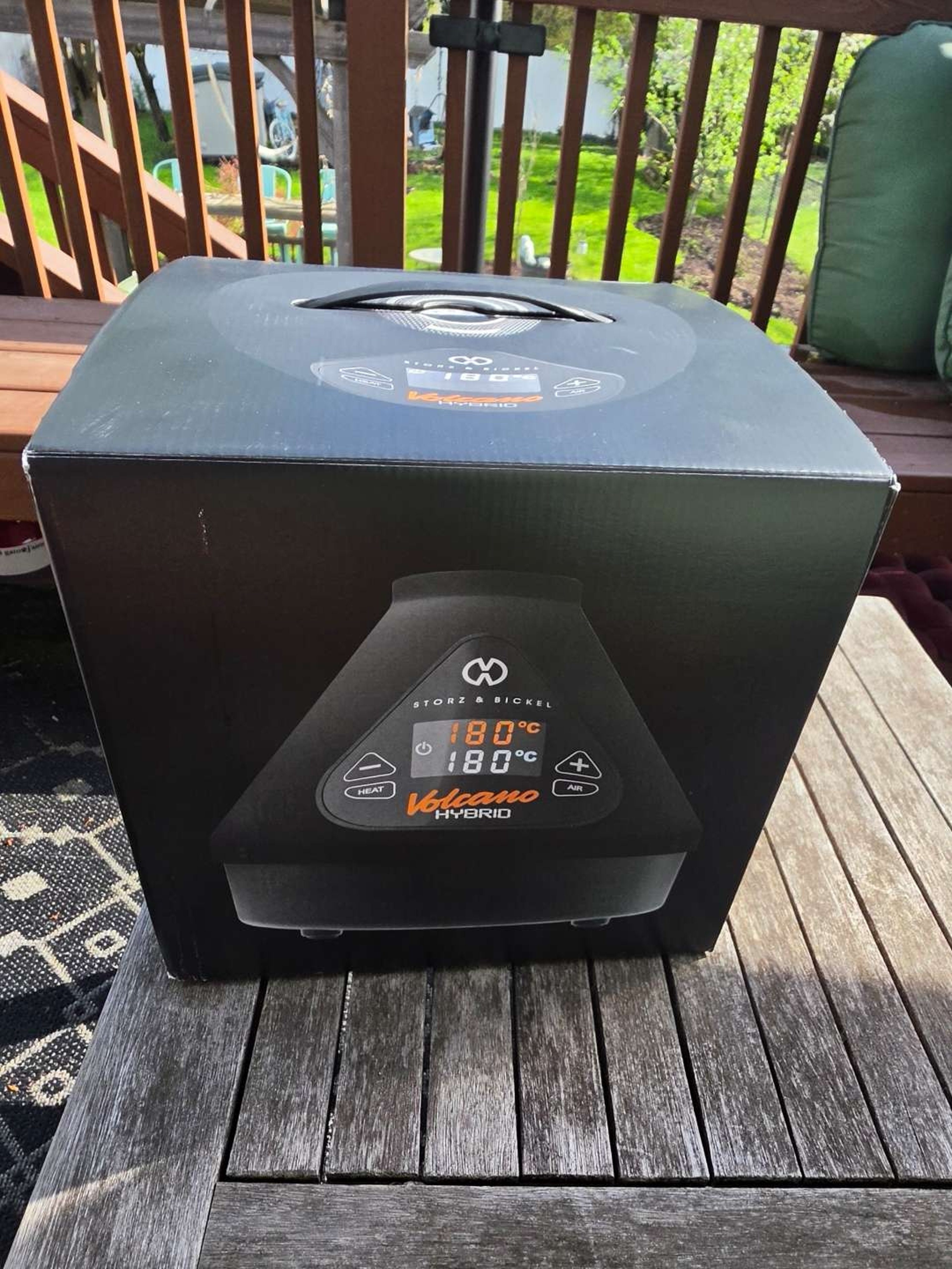 Preview pic of Volcano Hybrid Onyx Sealed Brand New