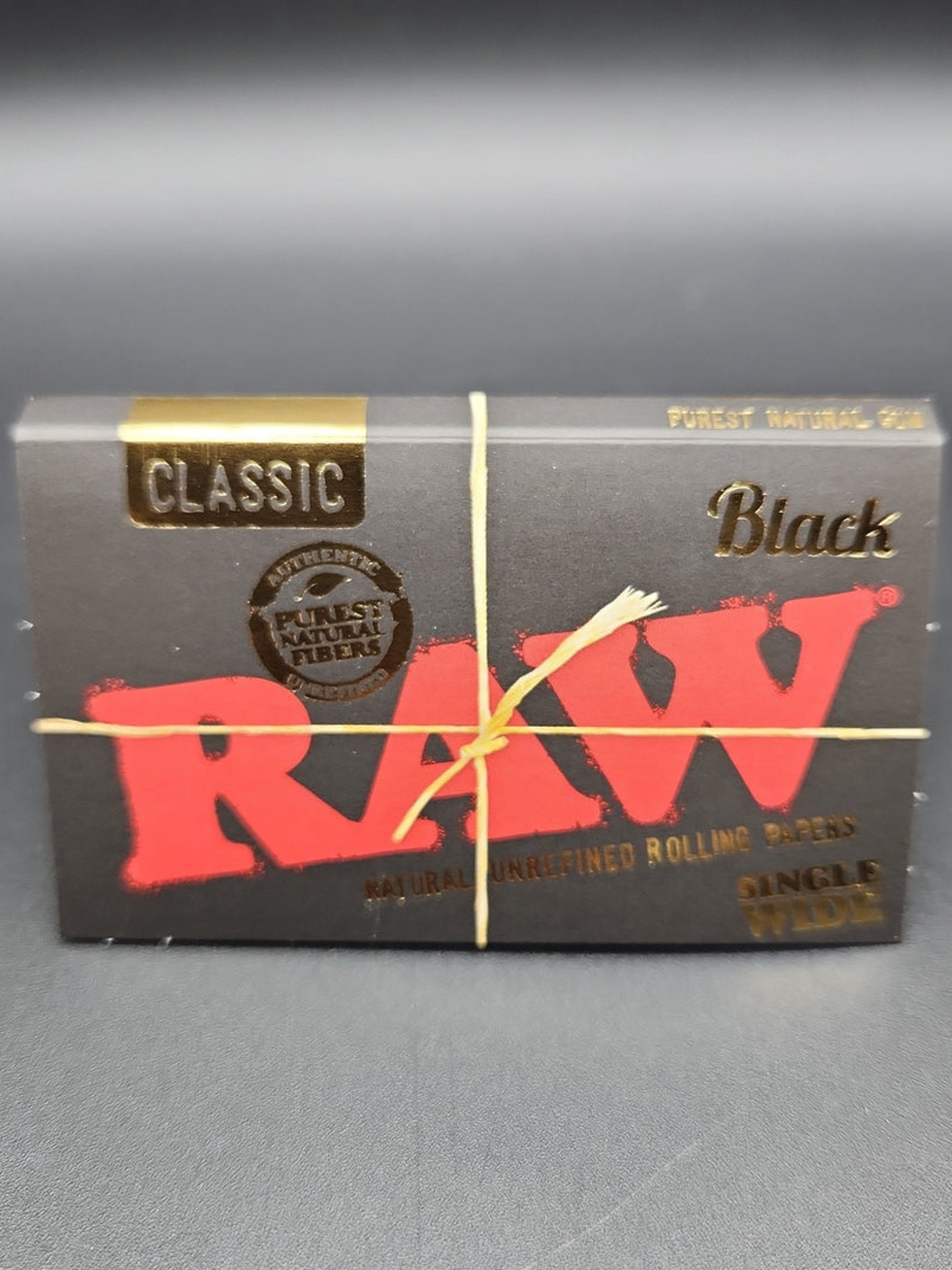($2) RAW CLASSIC BLACK SINGLE WIDE DOUBLE WINDOW ROLLING PAPERS image 0