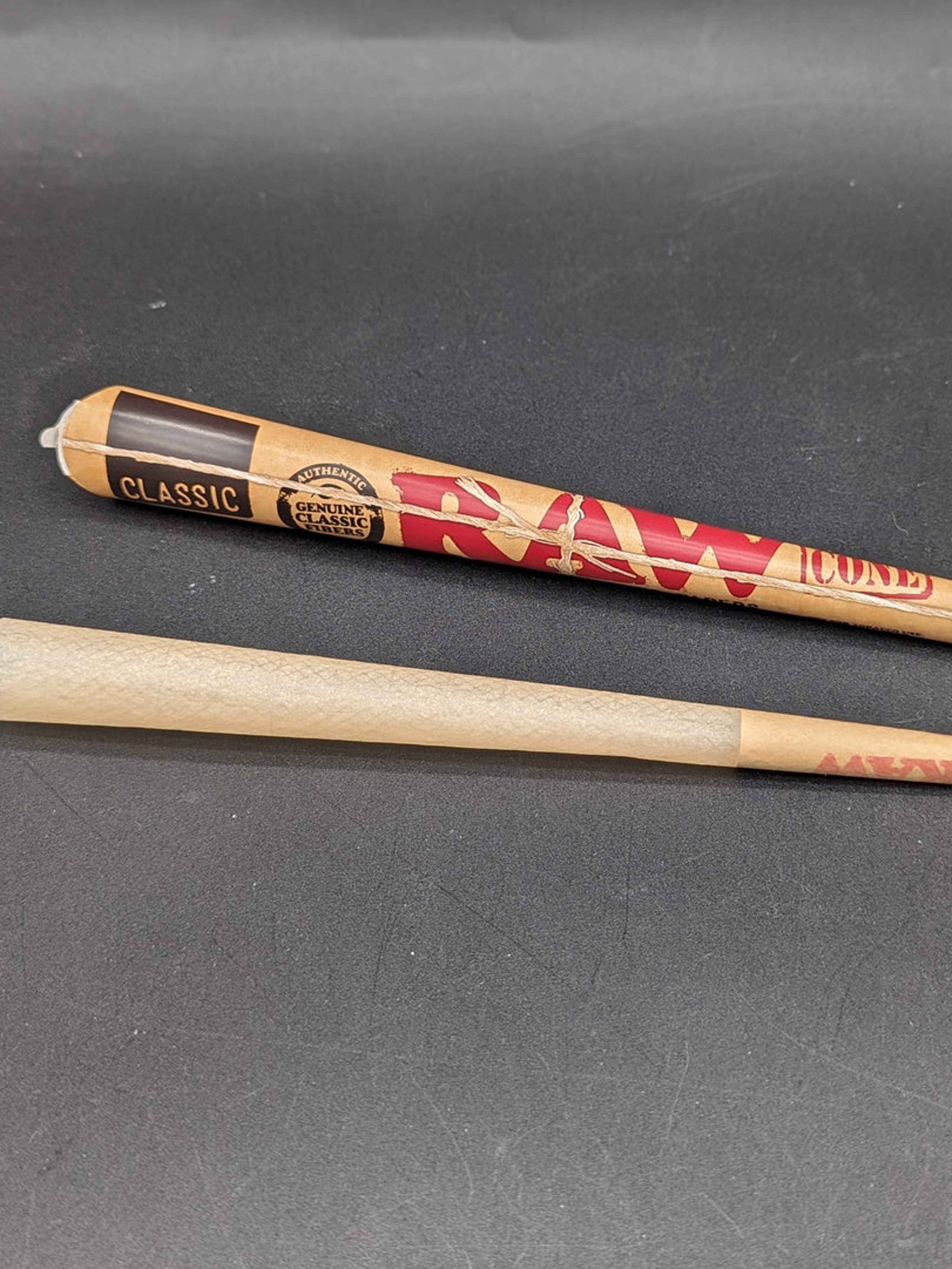 ($2) 9" RAW CLASSIC CONE | EMPERADOR image 0