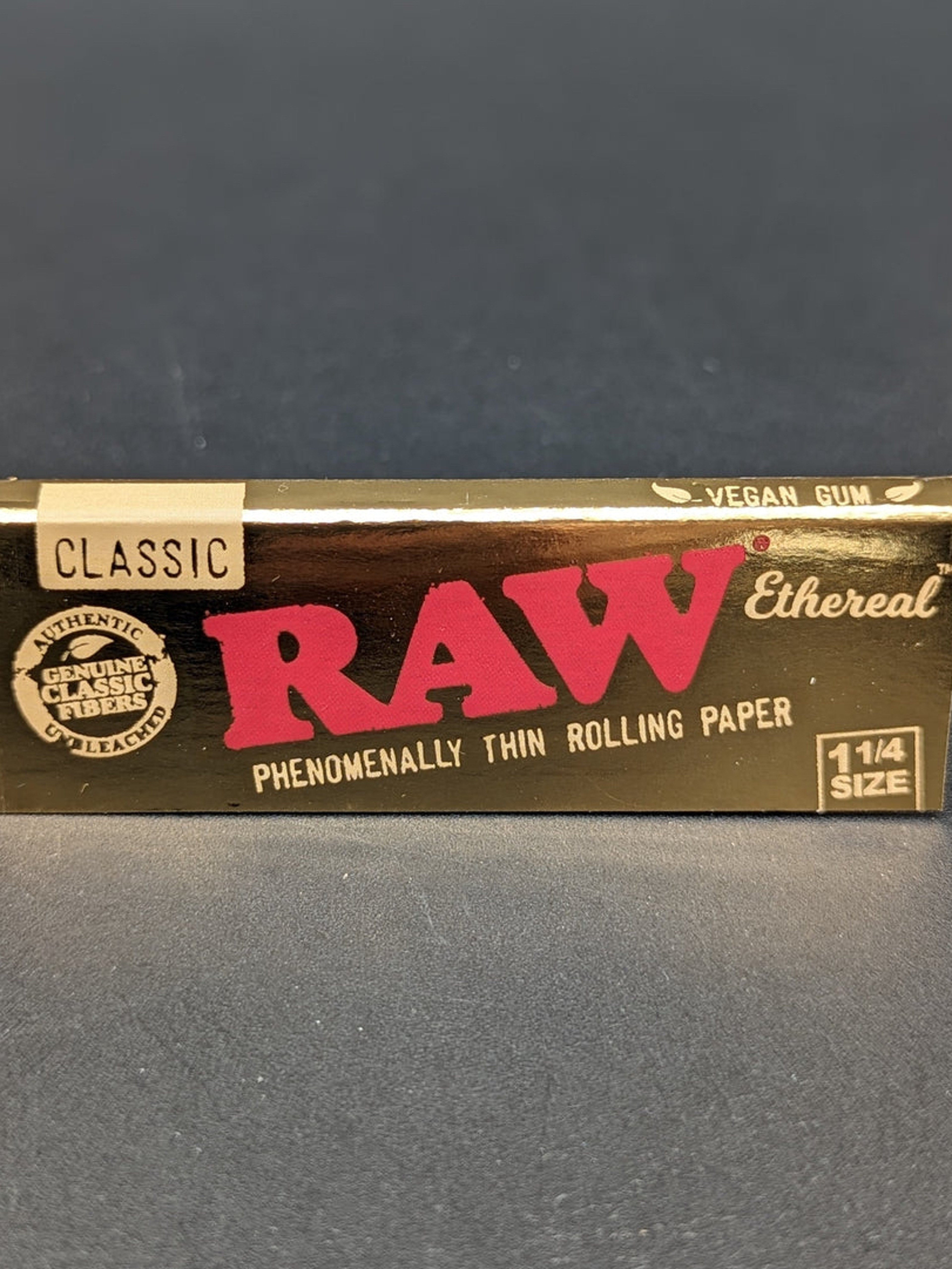 ($2.50) RAW ETHEREAL CLASSIC ROLLING PAPERS | 1 1/4 | 50PC image 0