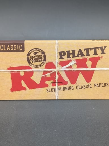 Preview pic of ($2) RAW CLASSIC ROLLING PAPERS | PHATTY | 32PC