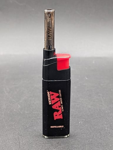 Preview pic of ($1.20) RAW EXTENDO LIGHTER