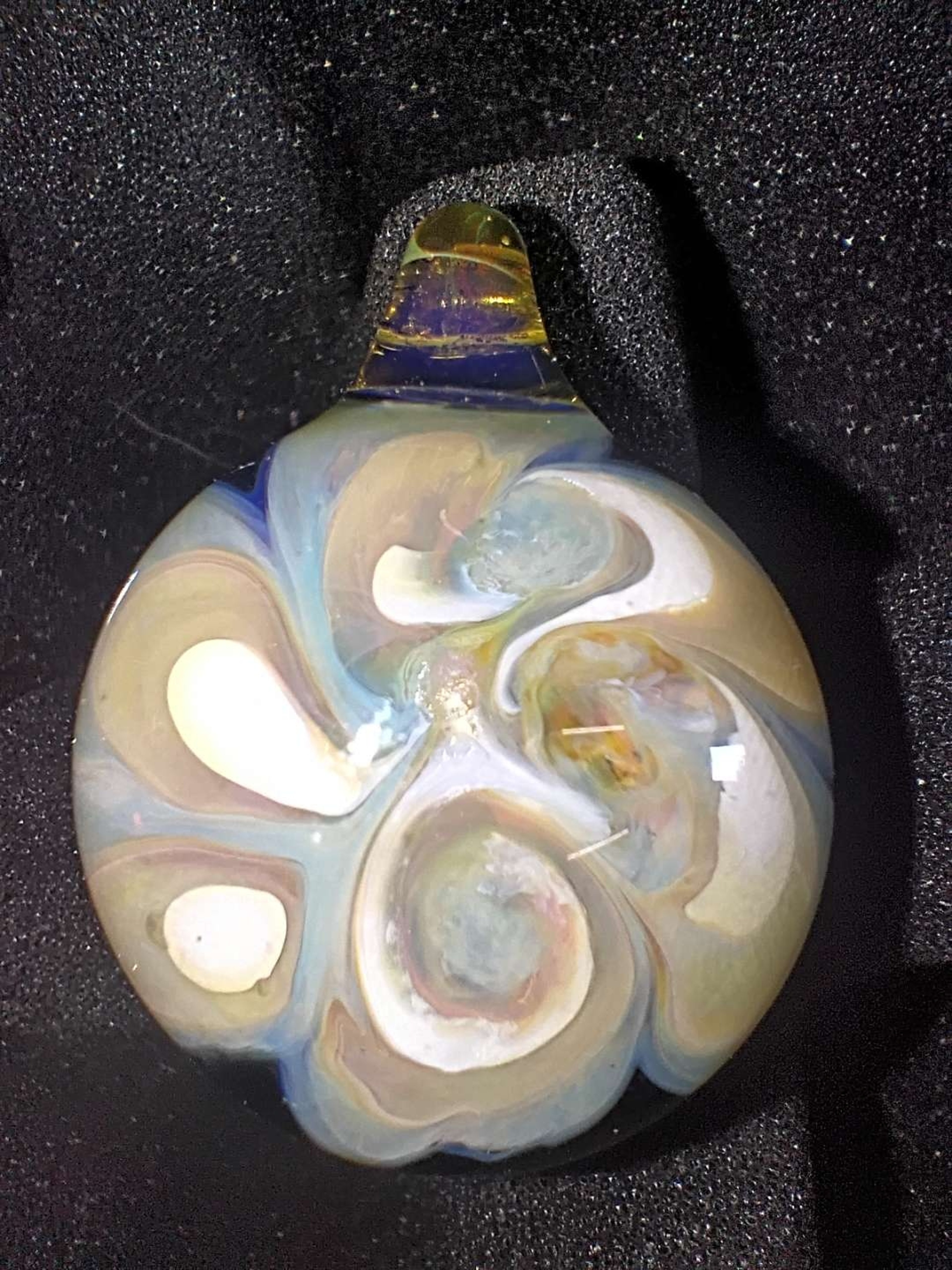 Preview pic of Dot stack, lensed, raked pendant
