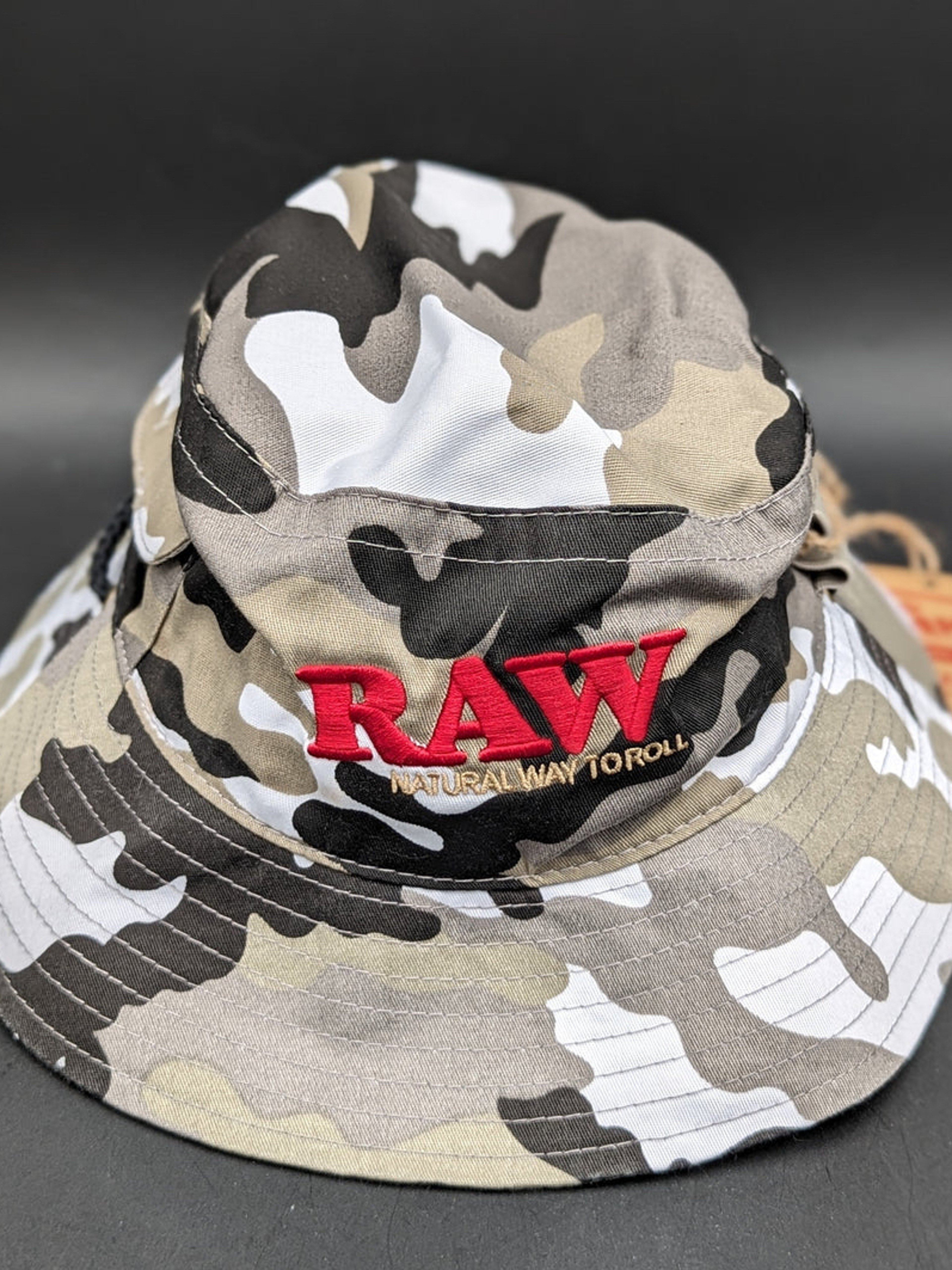 Preview pic of RAW® - SMOKERMANS BUCKET HAT