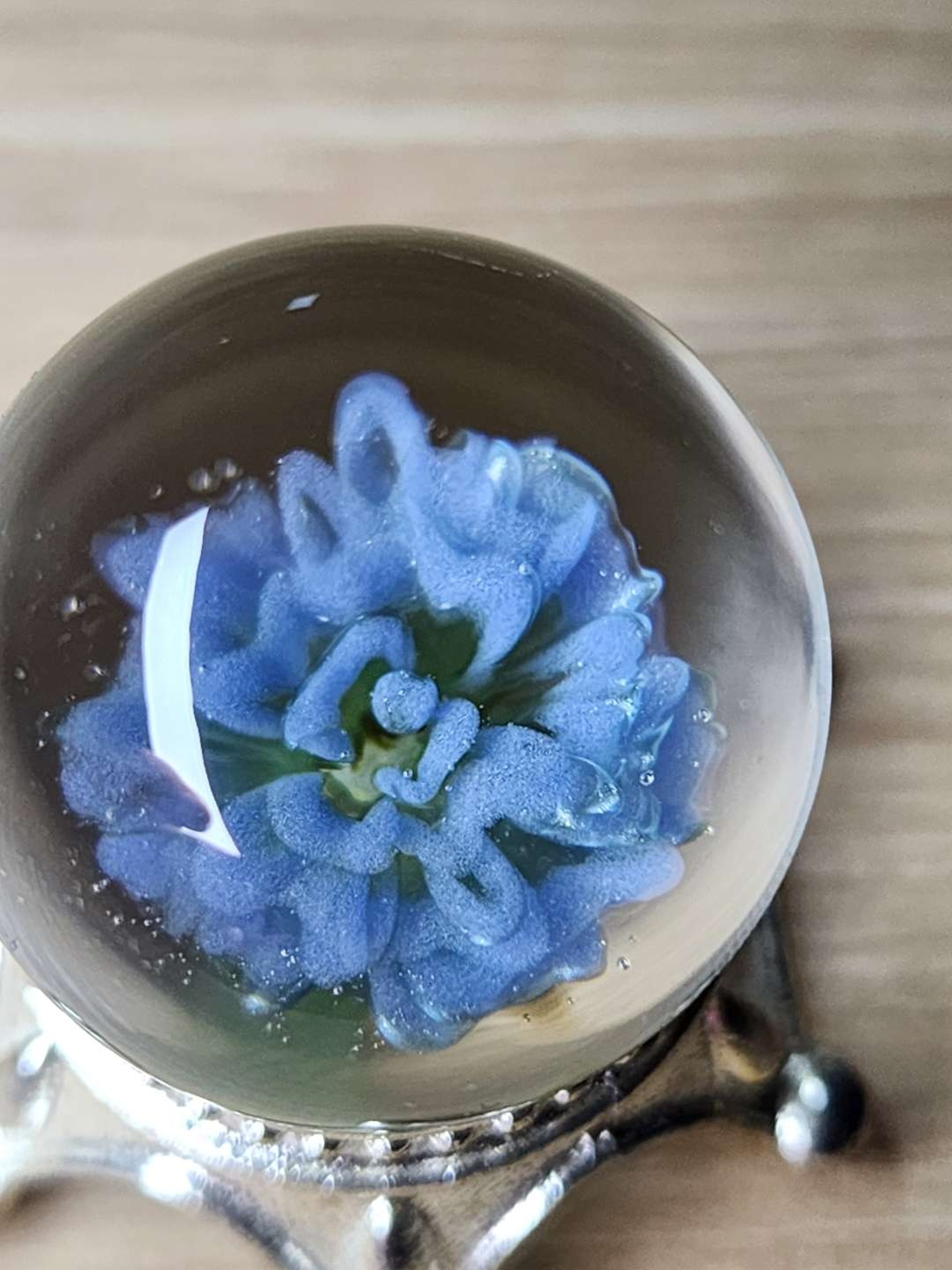 Preview pic of 1.6 inch Electrum over Perrywinkle with uv effects