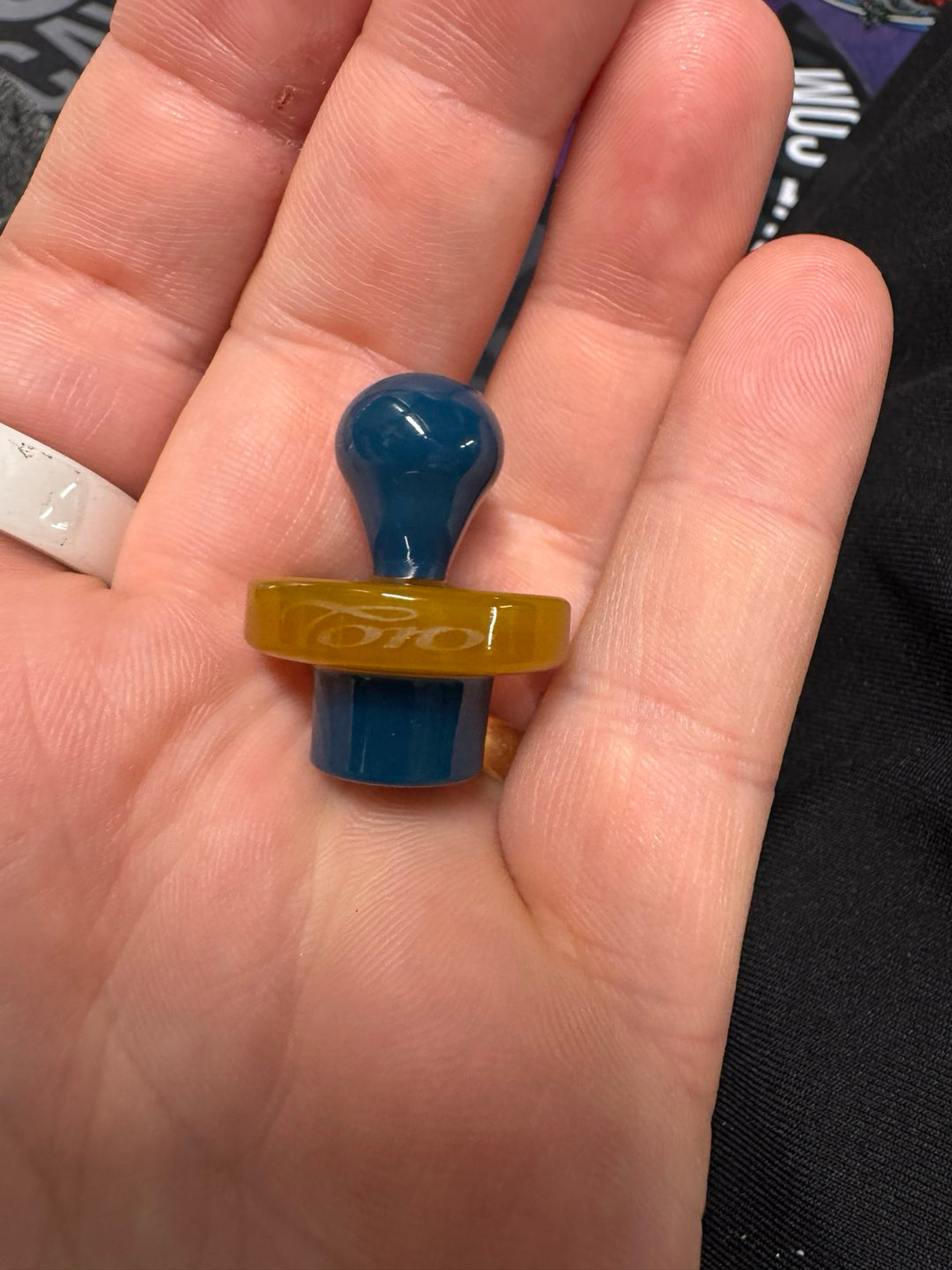 Preview pic of Toro 20mm UFO slurper cap - Orange and blue