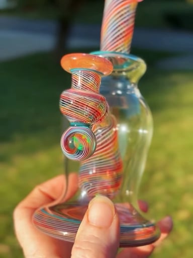 Preview pic of Hardcore toke x karma glass loon 10mm 90 degree