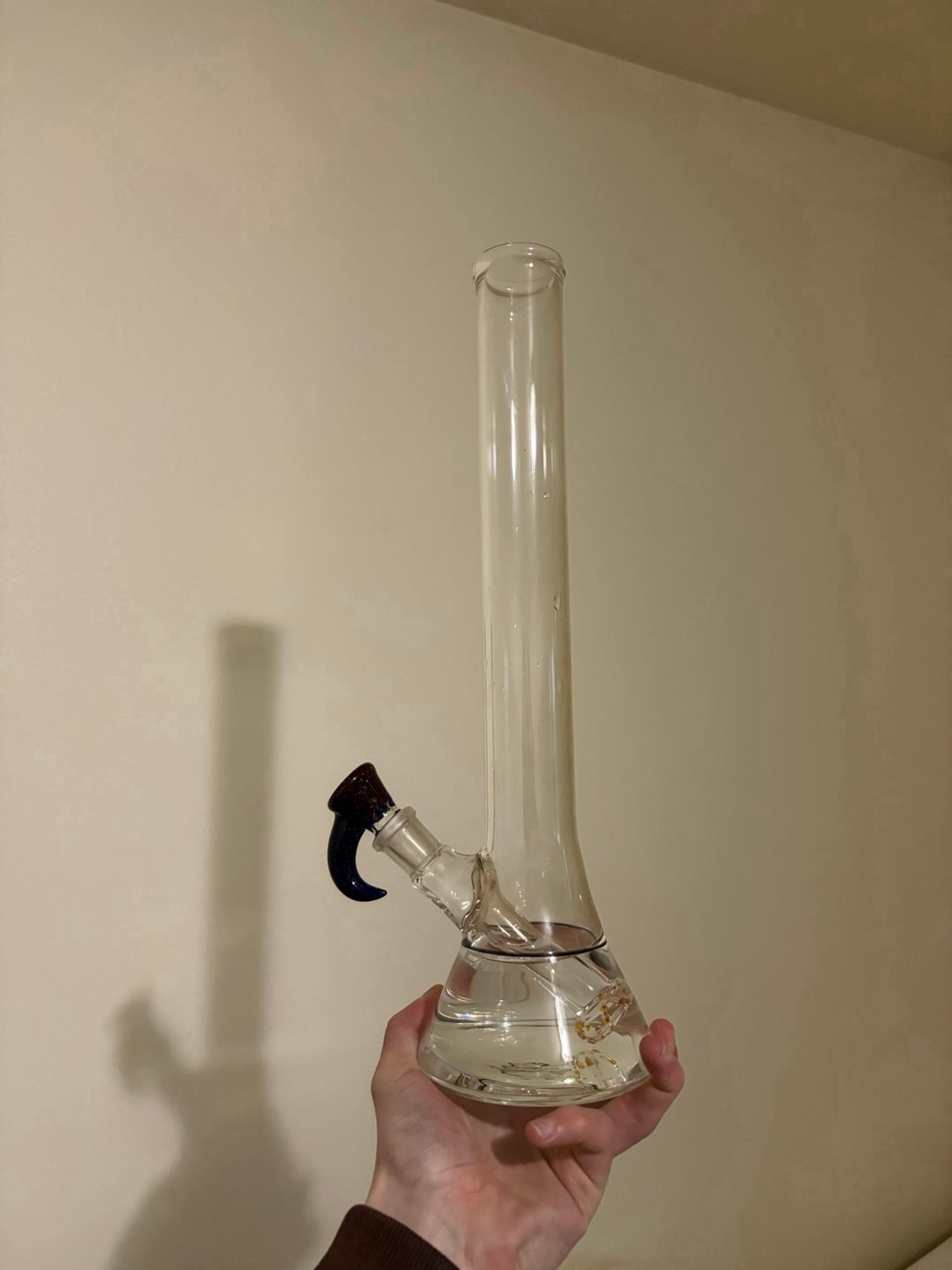 Preview pic of Captain Hook 1/1 beaker and valts slide