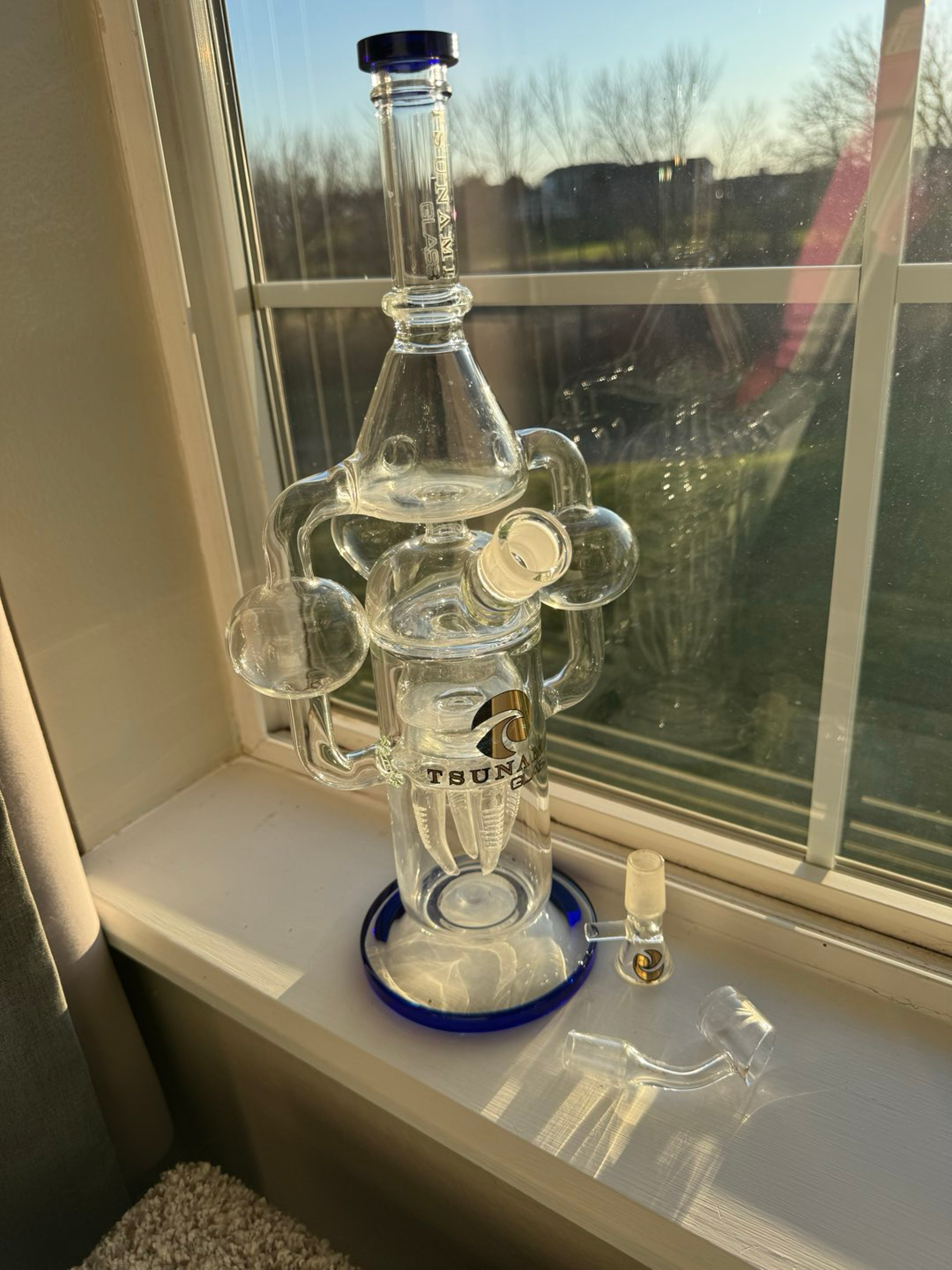 Preview pic of Tsunami Glass Recycler