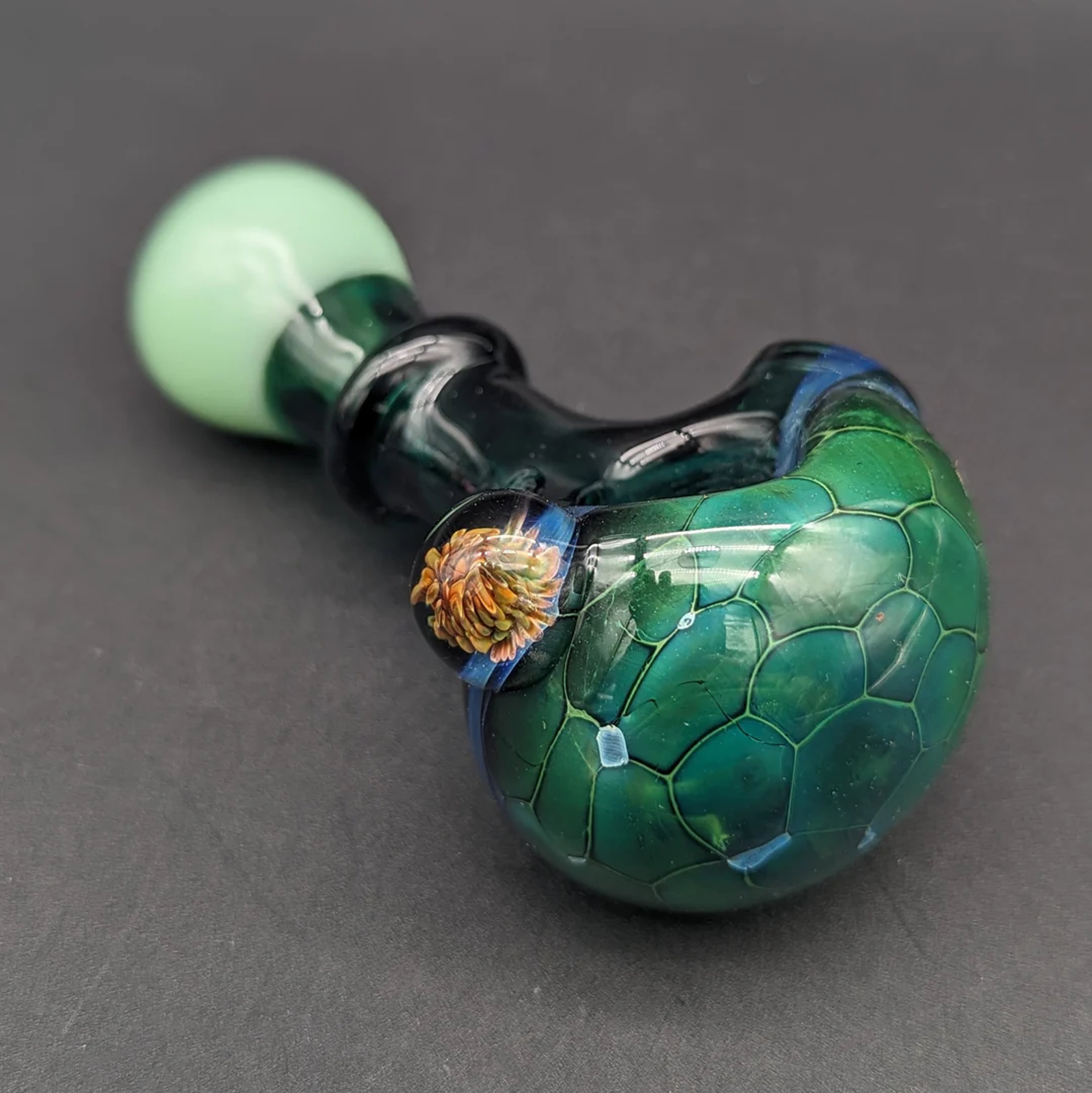 Preview pic of GREEN HONEYCOMB SPOON PIPE - READING GLASS MILITIA