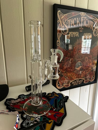 Preview pic of Sovereignty glass pawn