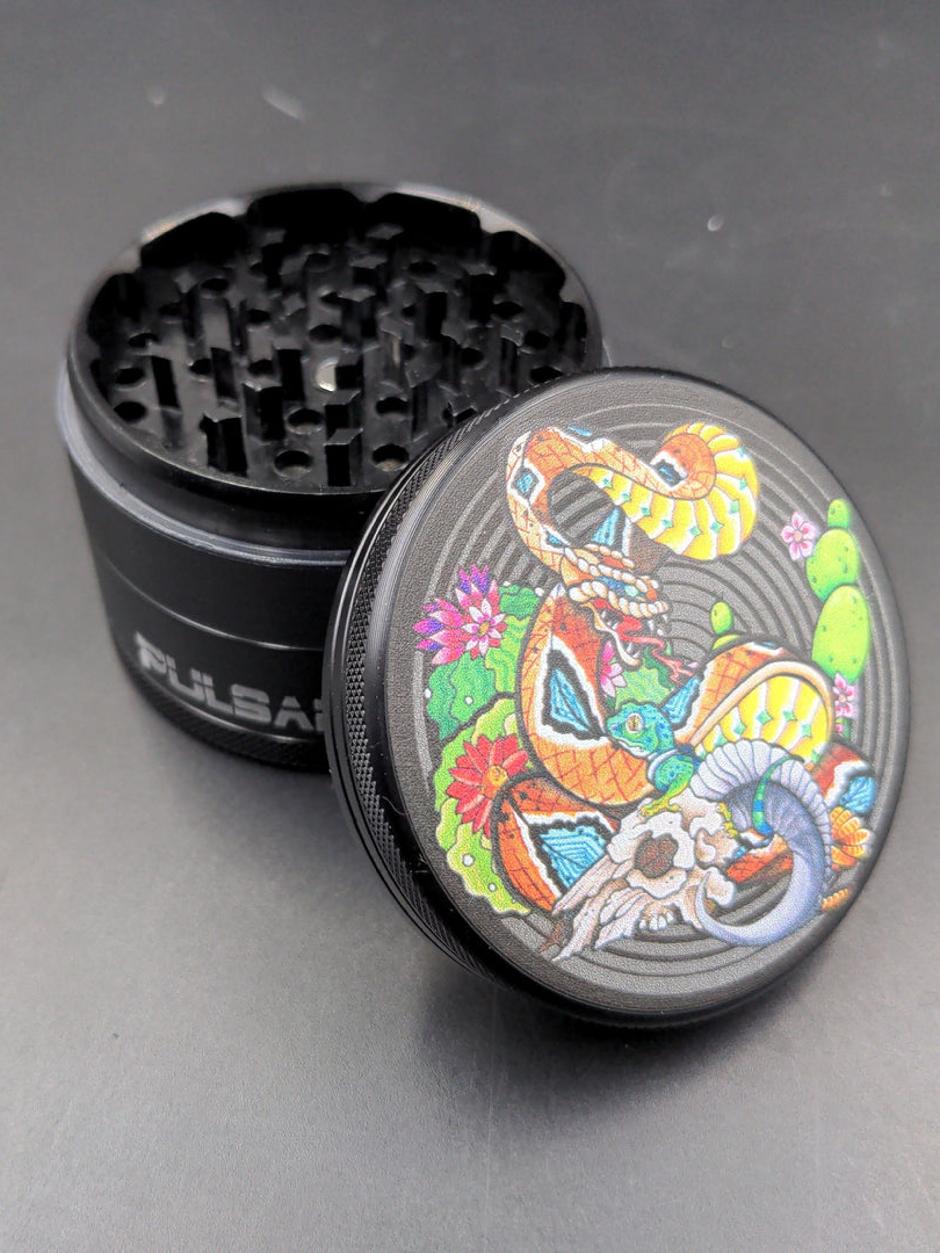 Preview pic of PULSAR PSYCHEDELIC SNAKE METAL GRINDER | 2.5"