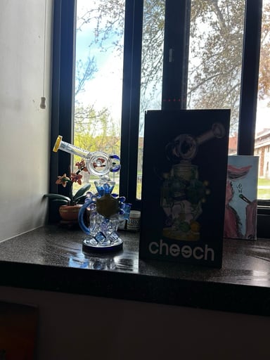 Preview pic of Cheech Double Recycler