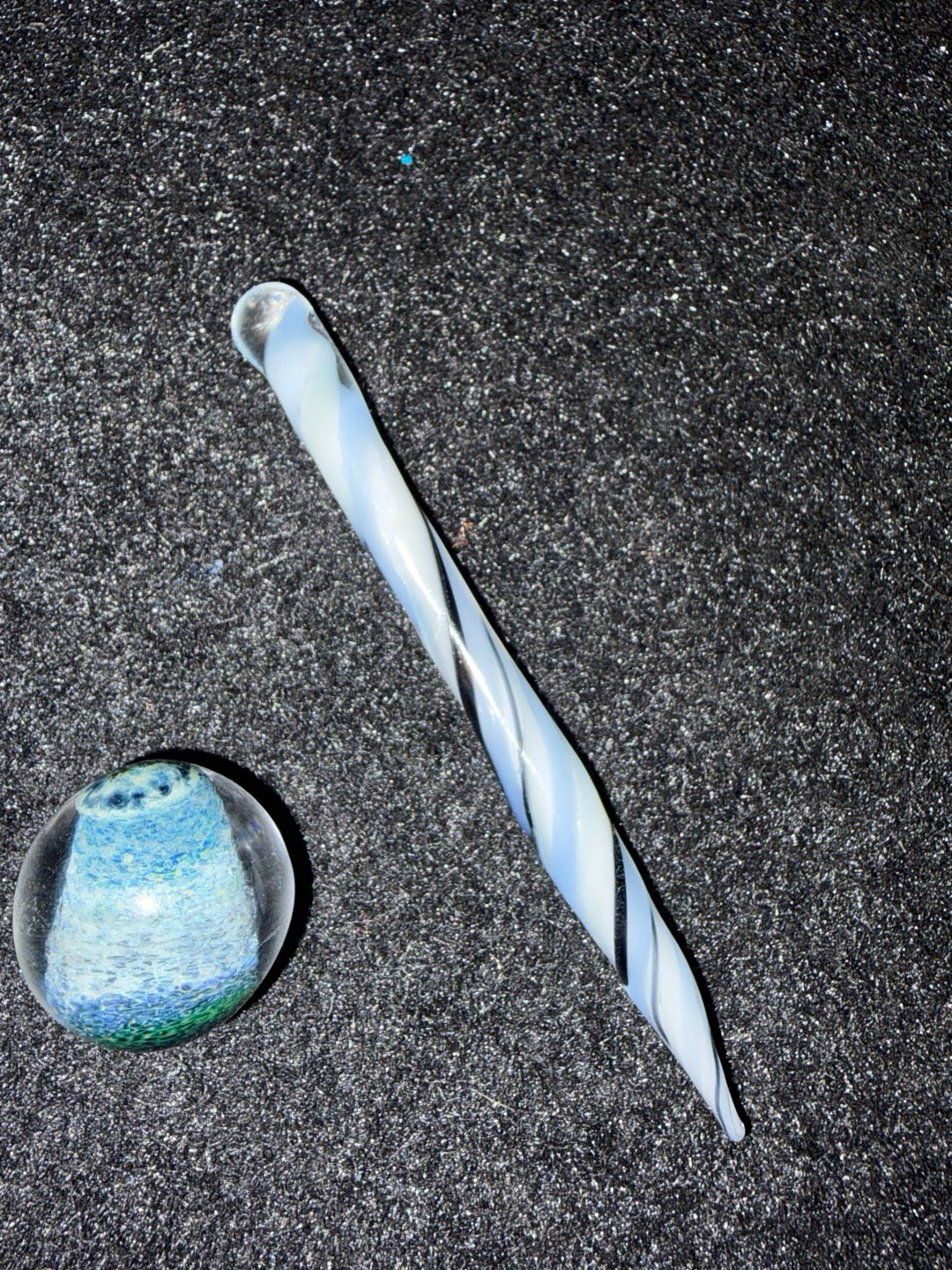 Dab tool and marble image 0