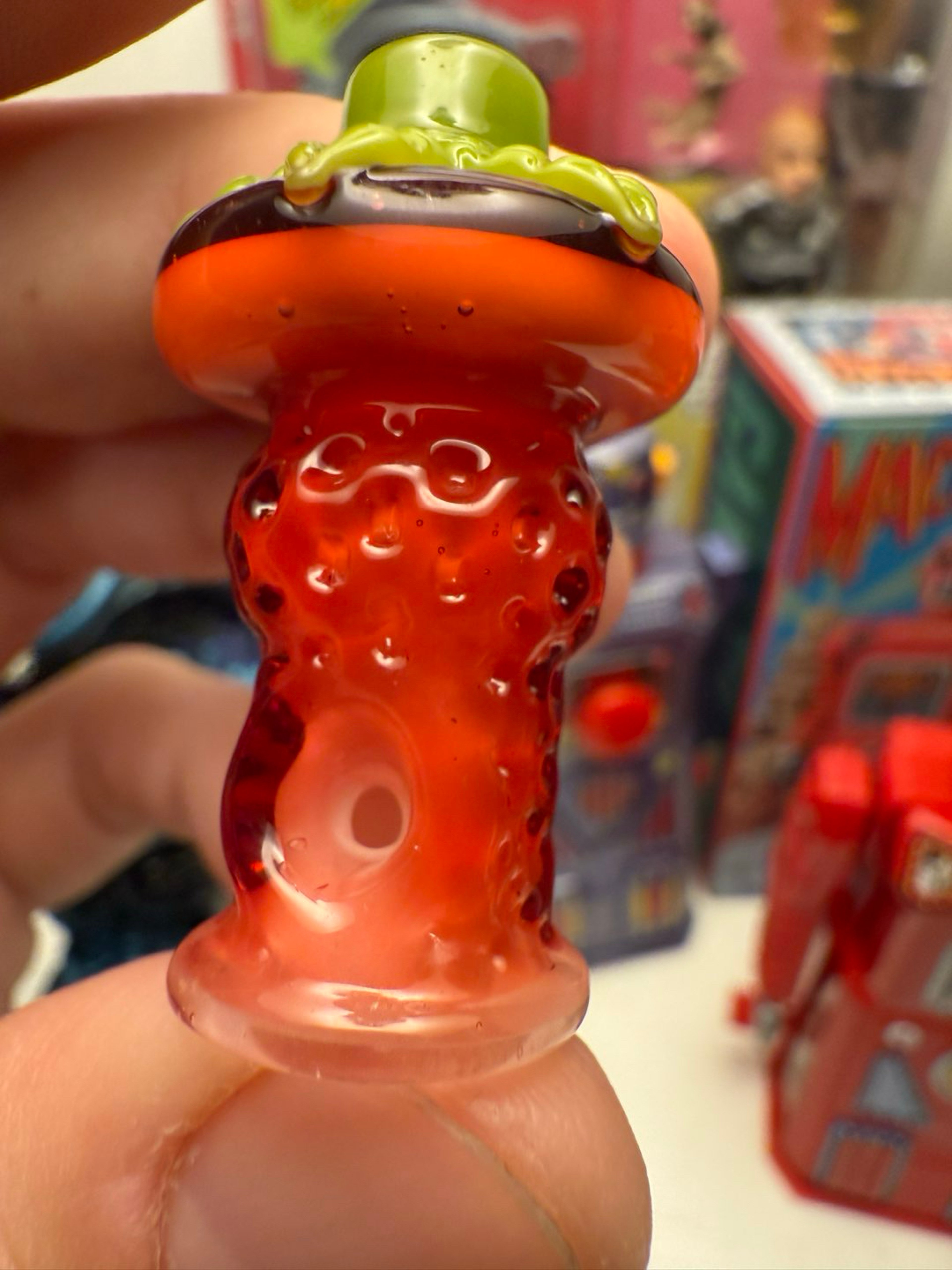 Preview pic of 2025 Strawberry Glass Pivot Top