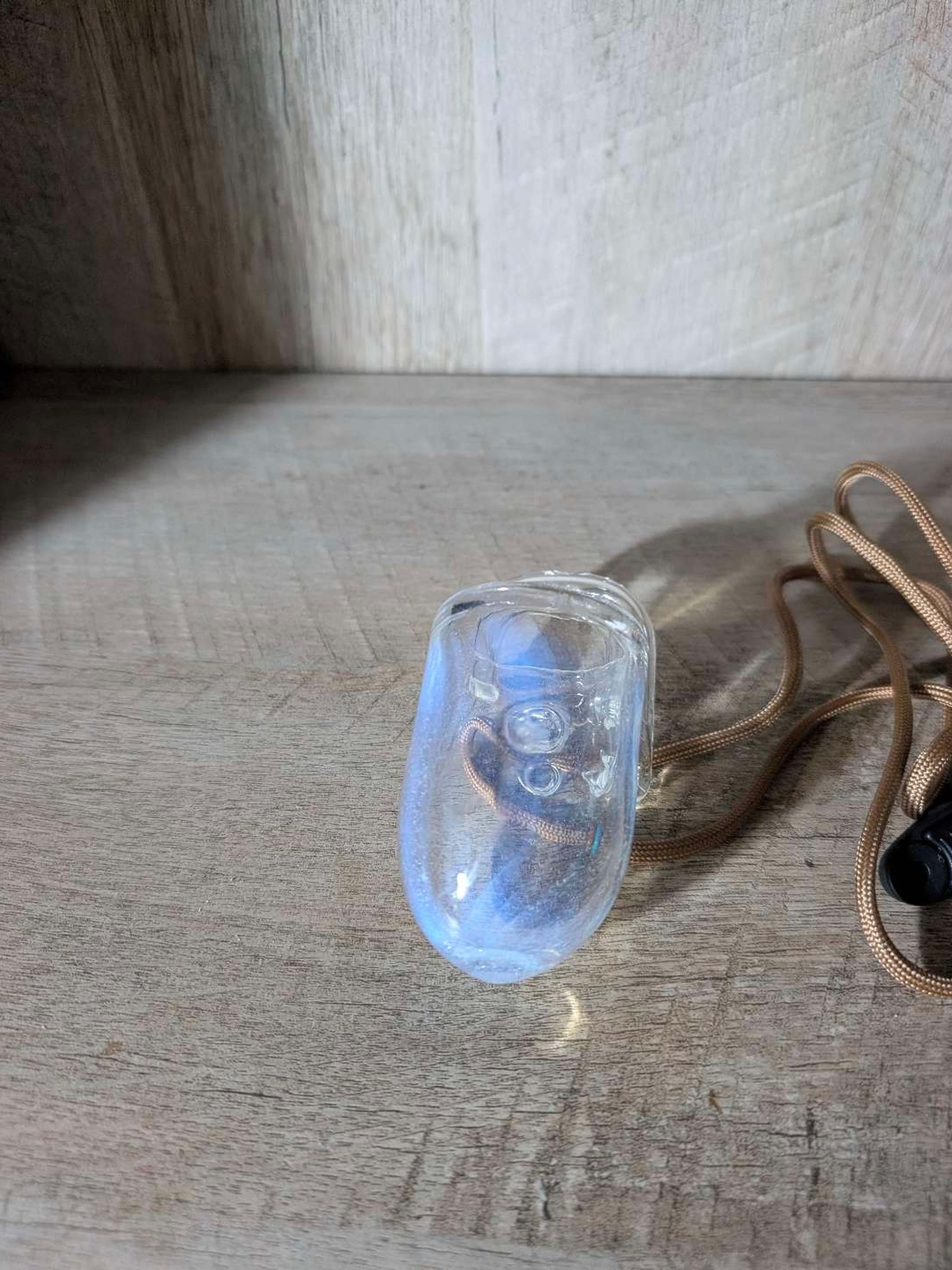 Preview pic of Puffco proxy pendant hitter.