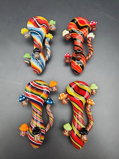 Preview pic of 4" COLOR SPIRAL MUSHROOM SPOON PIPES