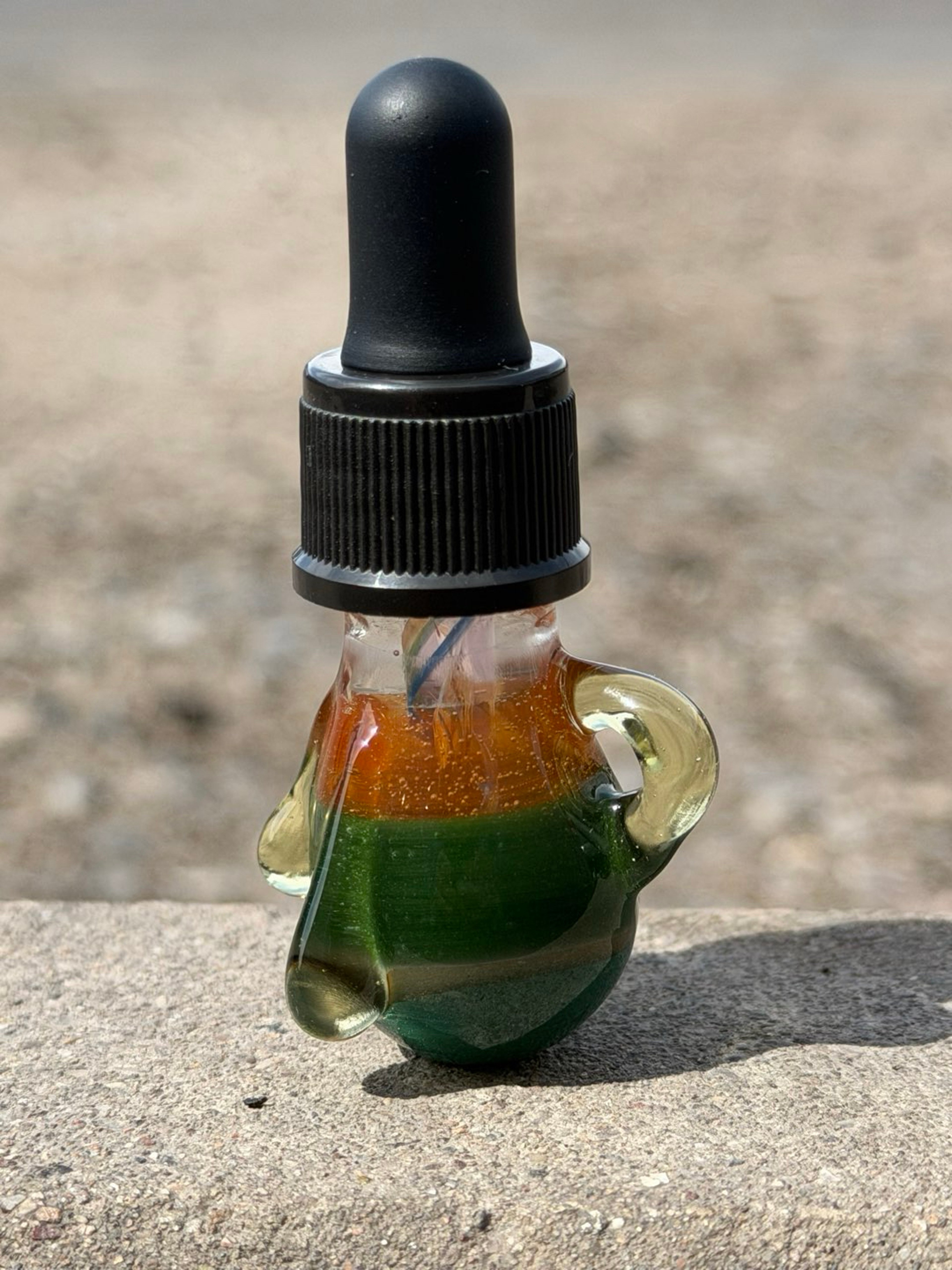 Preview pic of Trip sauce vial pendant