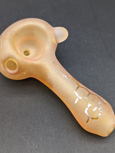 Preview pic of SANDBLASTED HONEYCOMB PIPES - READING GLASS MILITIA