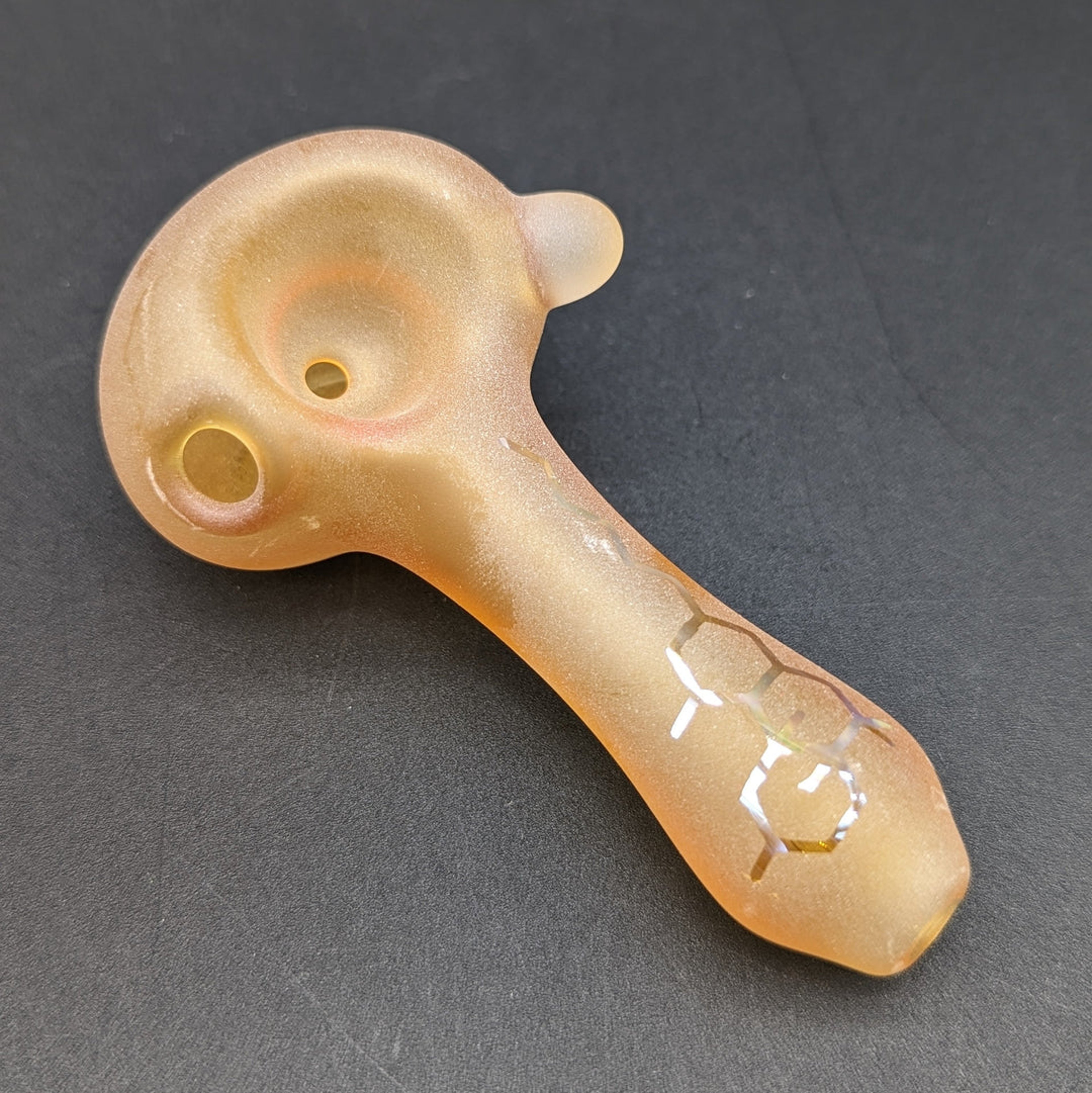 SANDBLASTED HONEYCOMB PIPES - READING GLASS MILITIA image 0