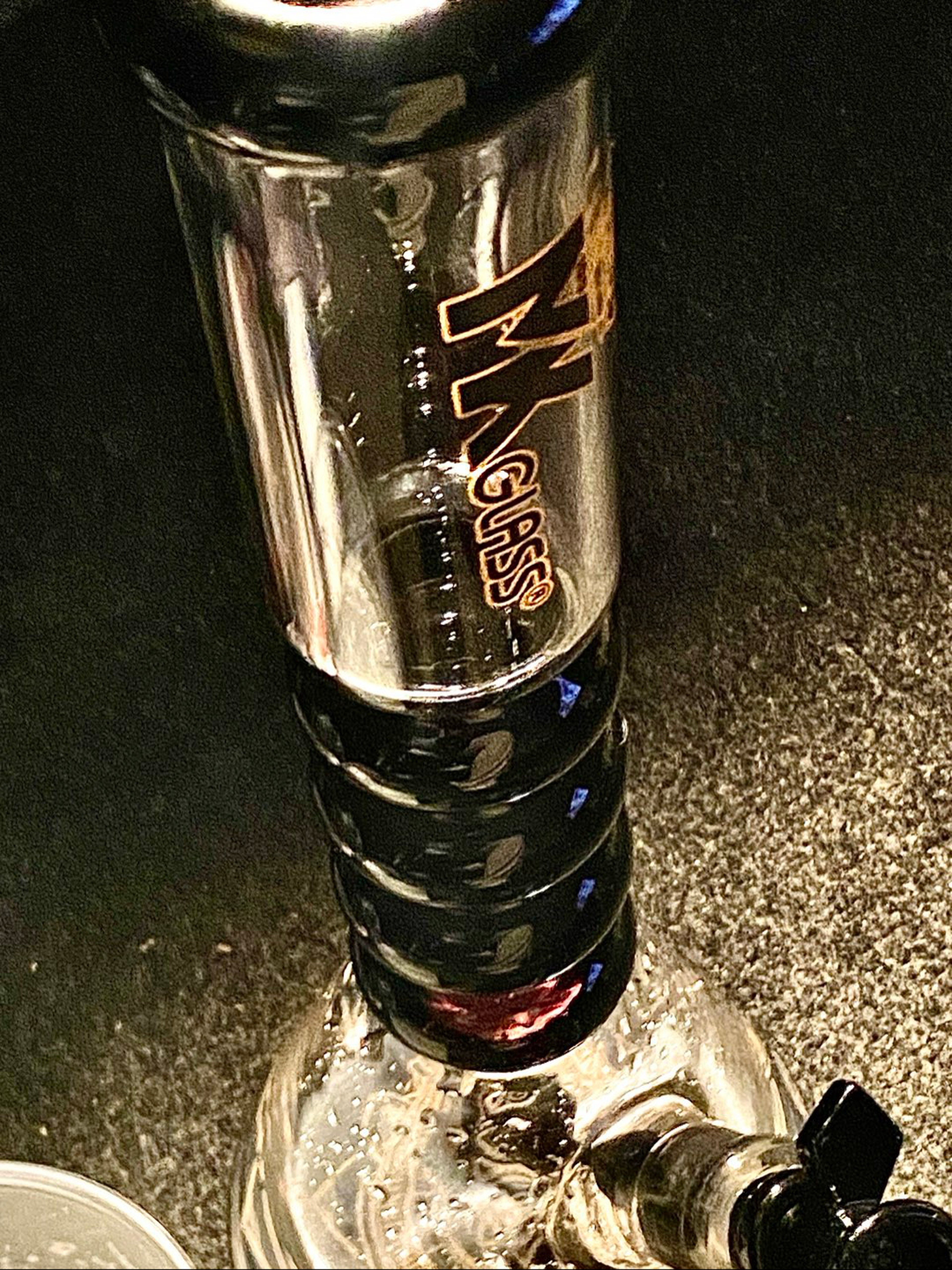 Preview pic of MK 100 14” ILLUMANTI BEAKER