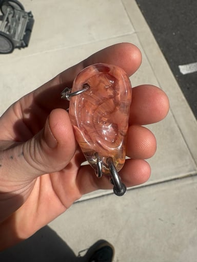 Preview pic of Clifford Glass  pierced ear pendent