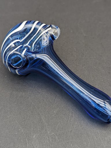 Preview pic of MINI SPIRAL SPOON PIPES - READING GLASS MILITIA