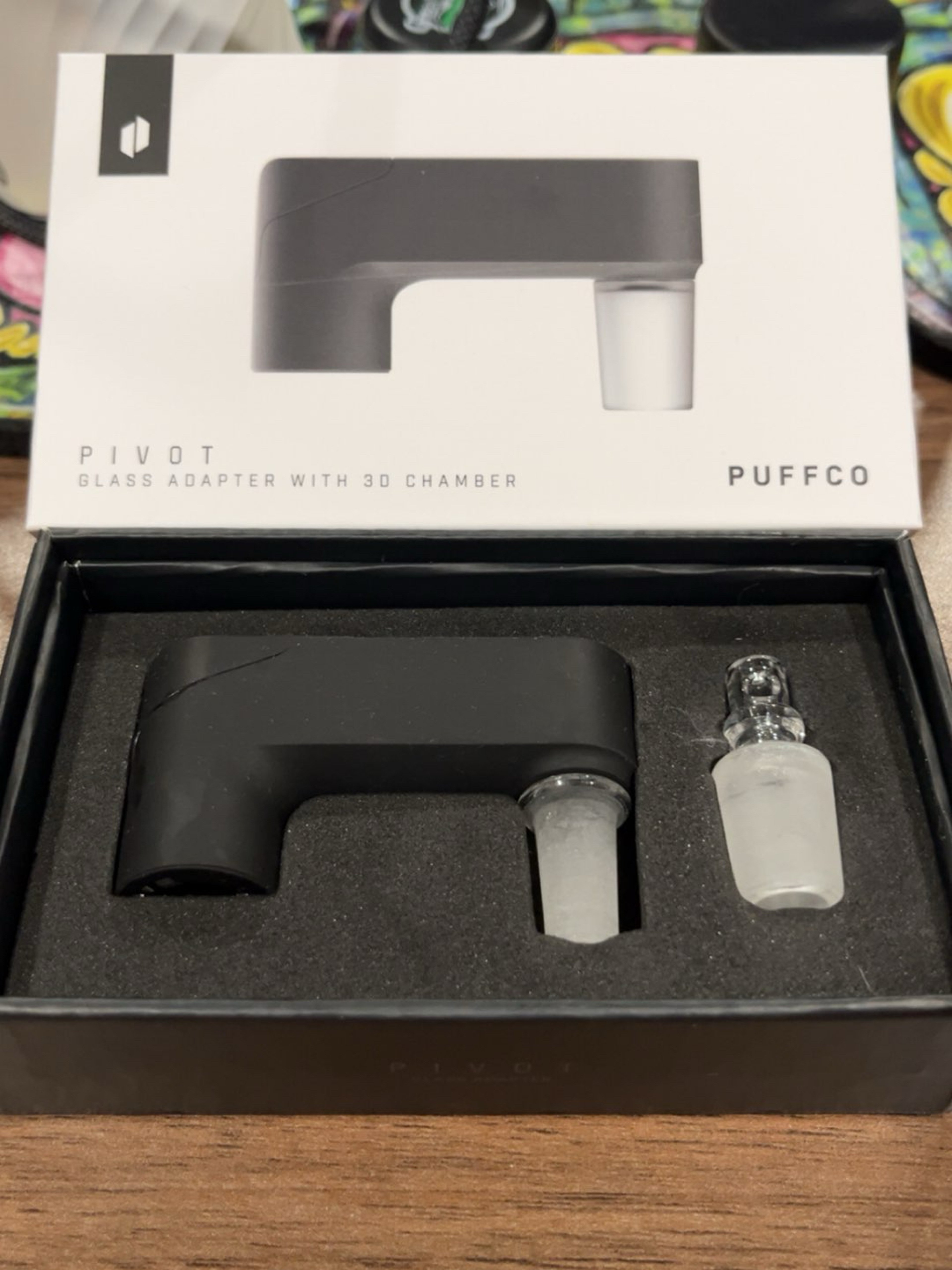 Preview pic of Puffco pivot glass adapter