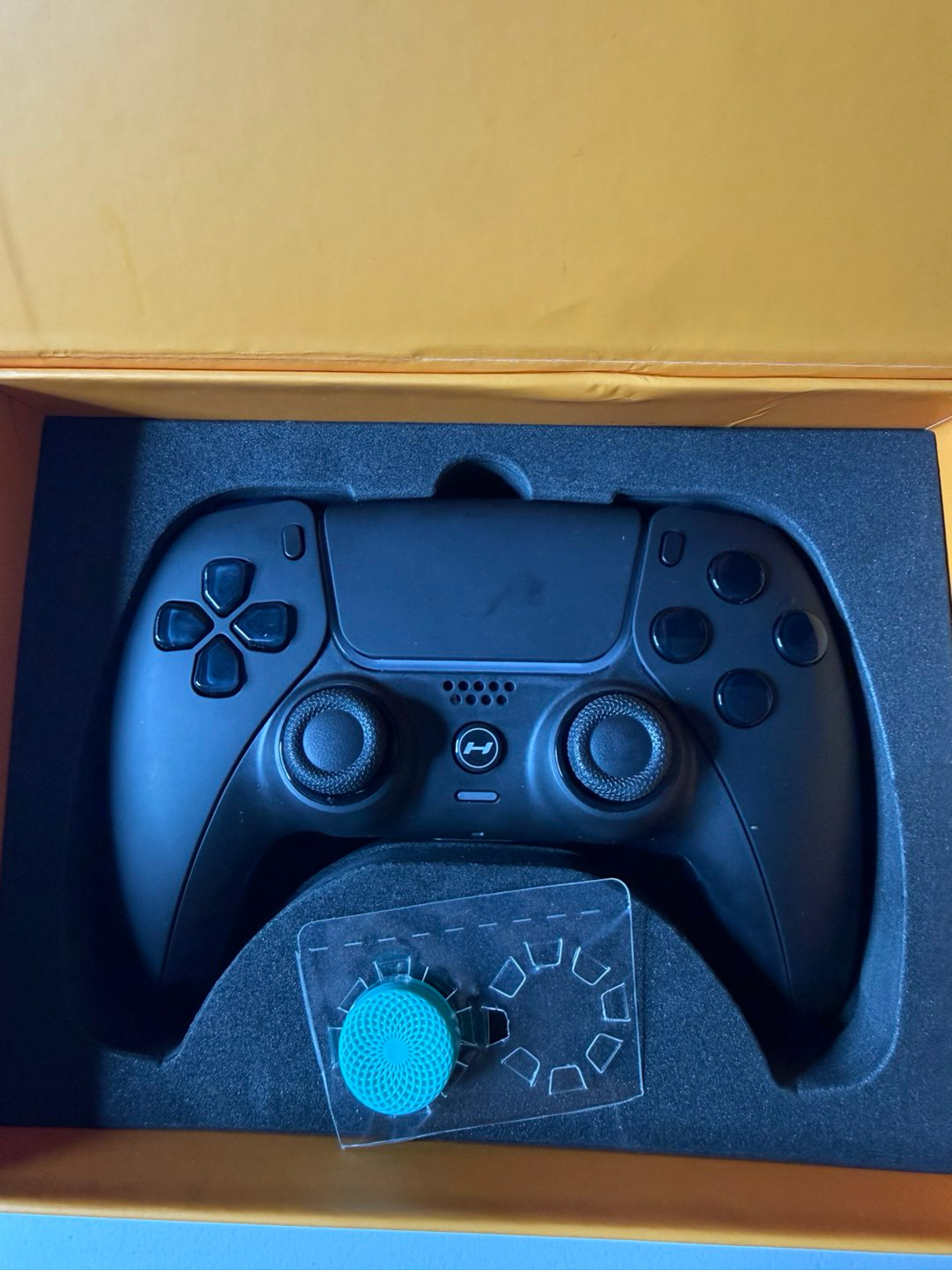 HYPR Controller image 0