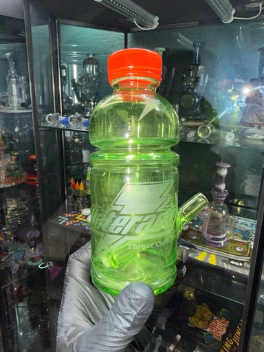 Preview pic of Evol x luda haterade bottle