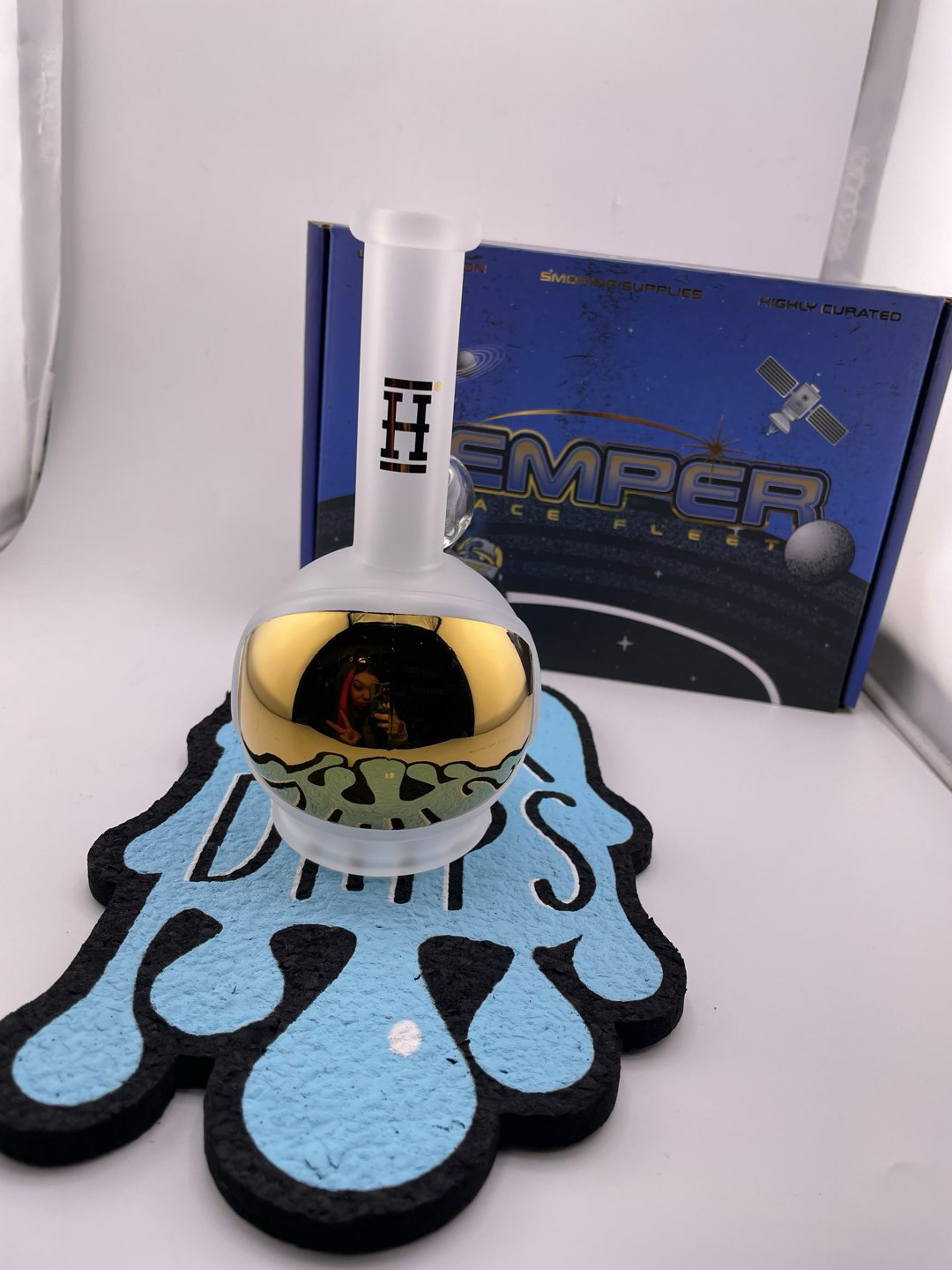 Hemper Space Fleet Bong image 0