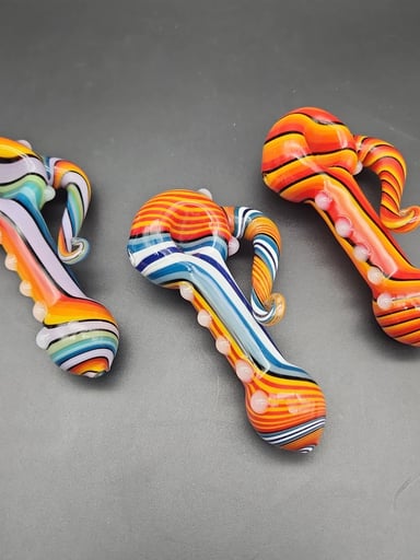 Preview pic of 4" FULL STRIPE HAND PIPE W/ TENTACLE HANDLE