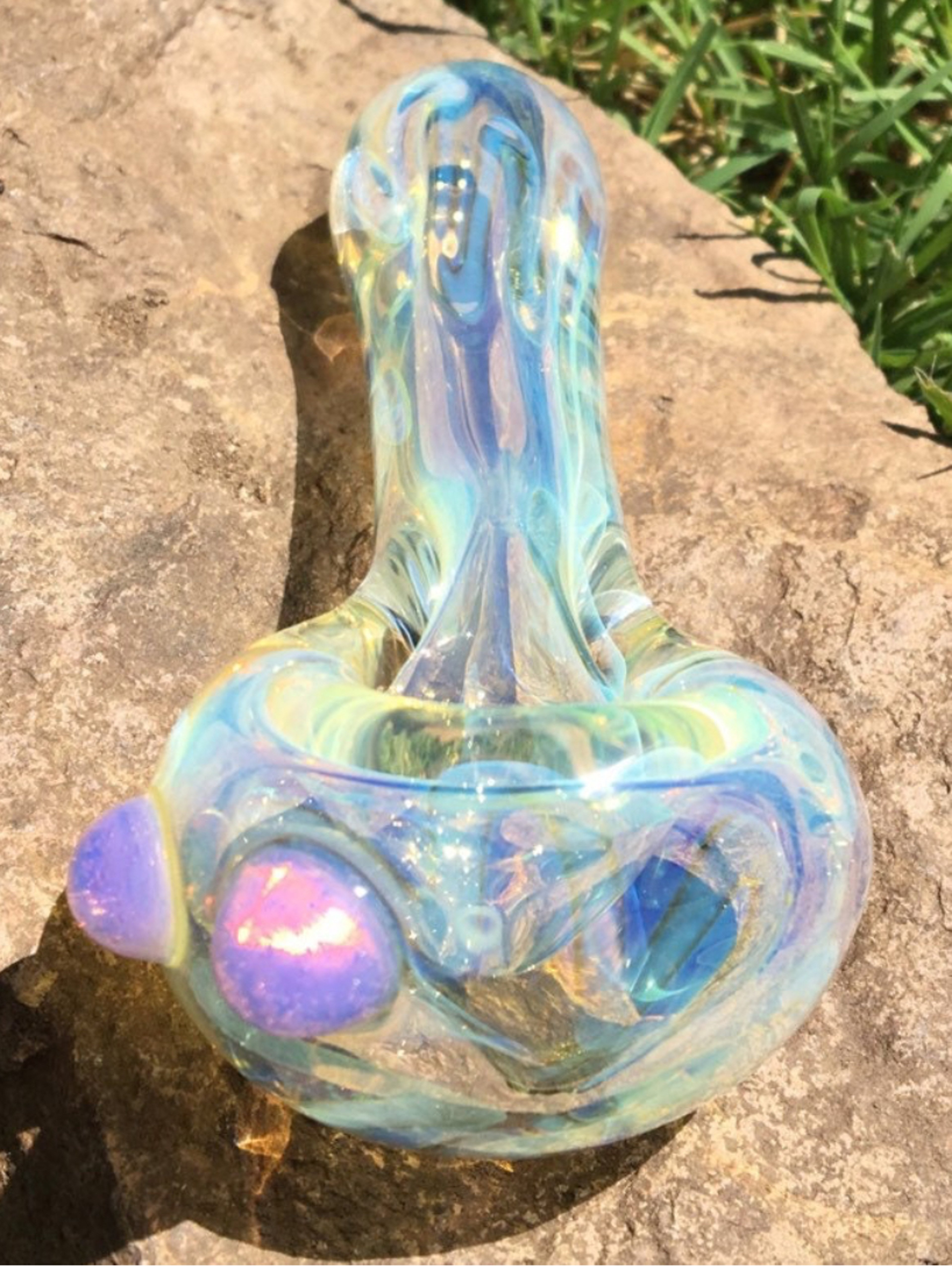 Preview pic of Handblown White Star Color Changing Glass Spoon Pipe
