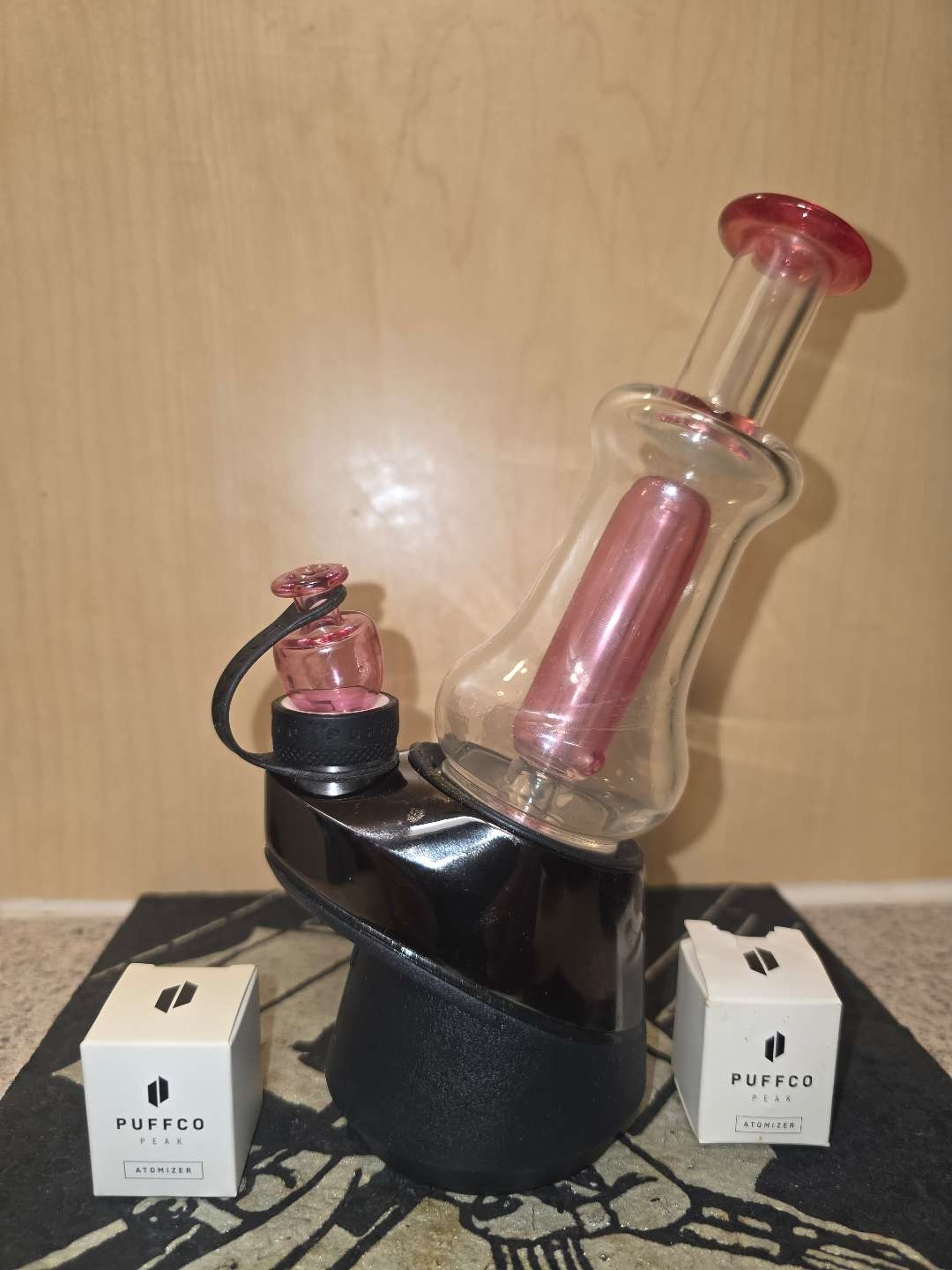 Preview pic of Donrob puffco attachment with cap and puffco V1 & 2 NEW COILS